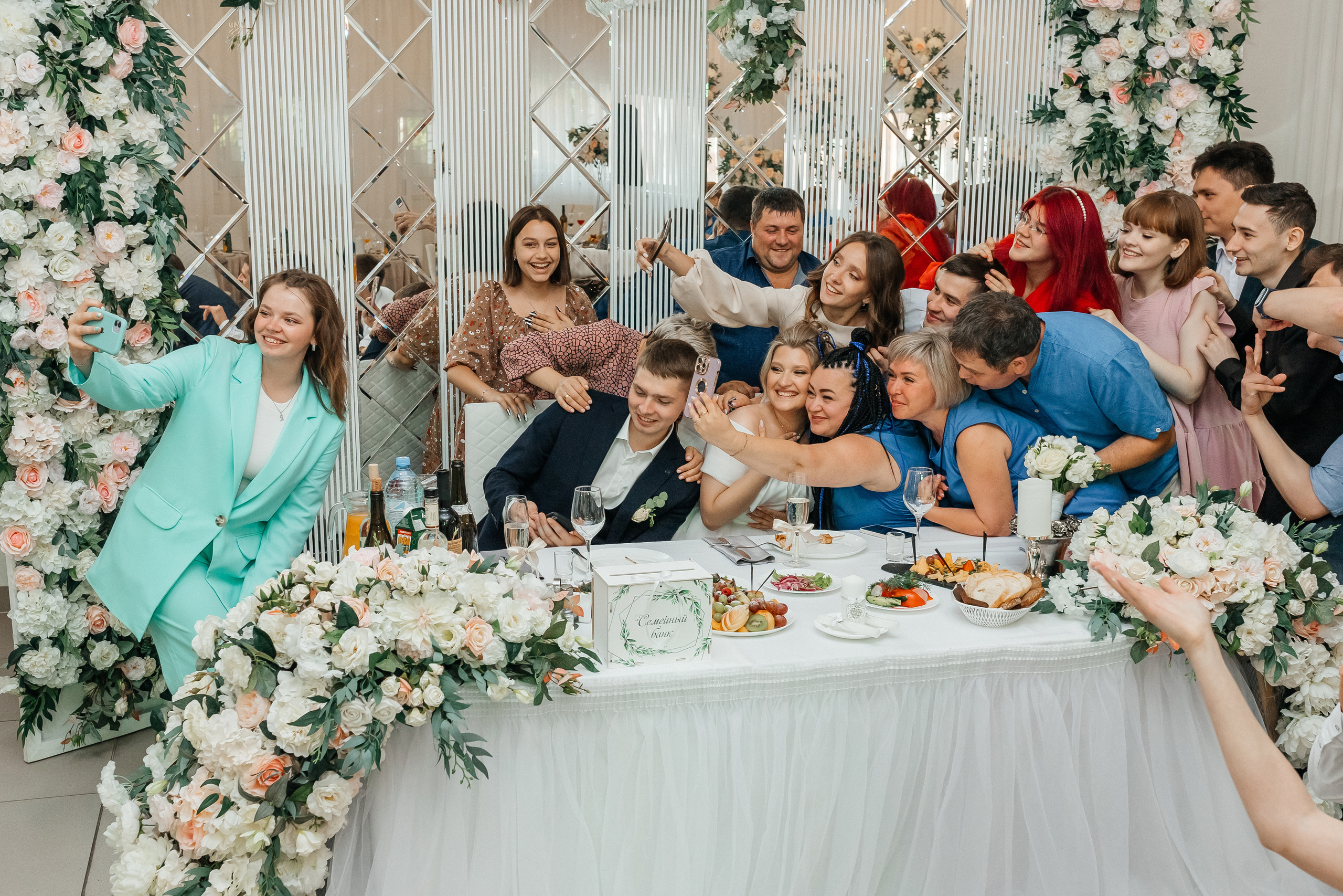 Свадьба Александра и Яны. Регистрация + банкет. Июль 2023. Фотограф Пермь. Свадьбы. Семья и дети, школа, д. сад. Фотокниги