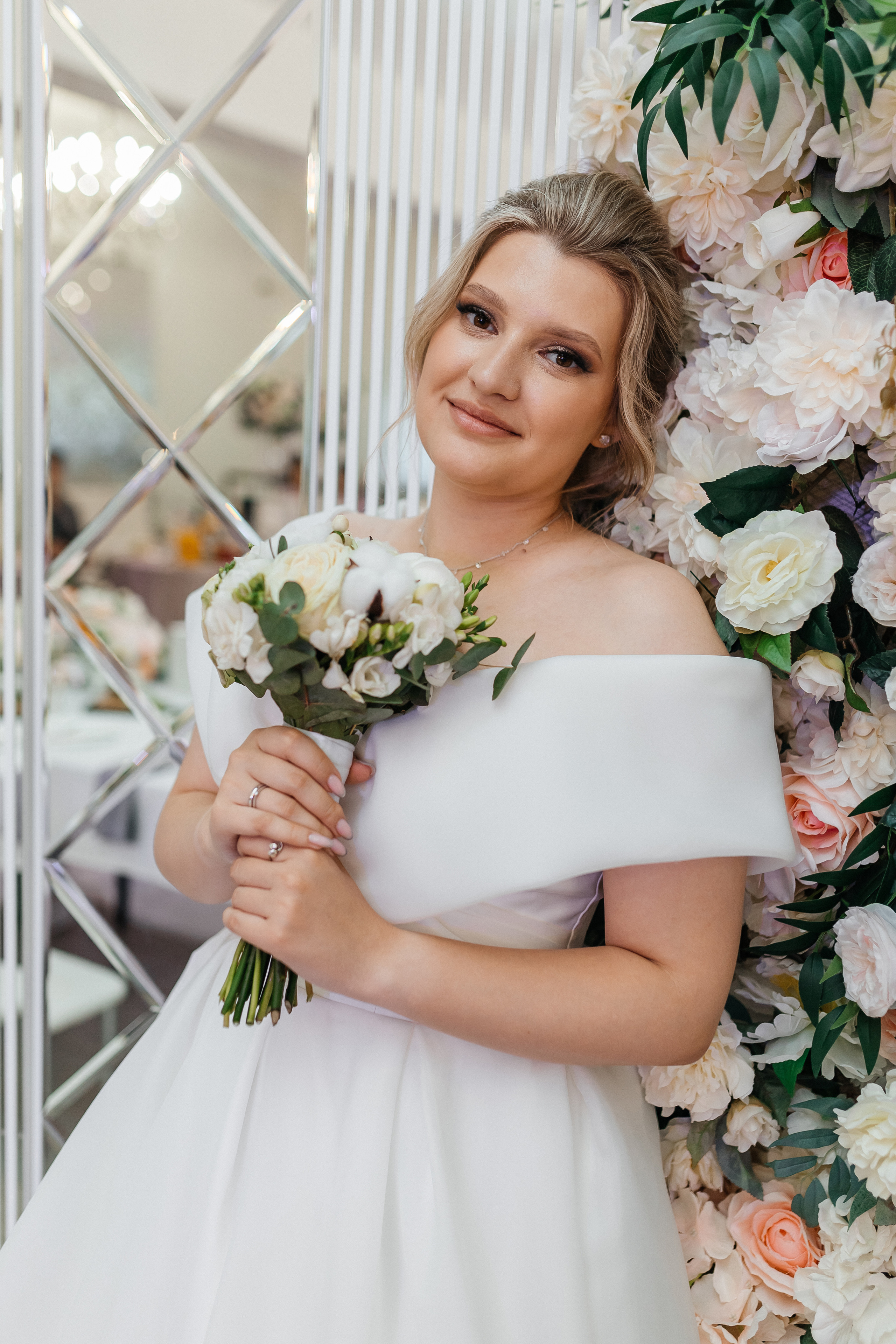 Свадьба Александра и Яны. Регистрация + банкет. Июль 2023. Фотограф Пермь. Свадьбы. Семья и дети, школа, д. сад. Фотокниги