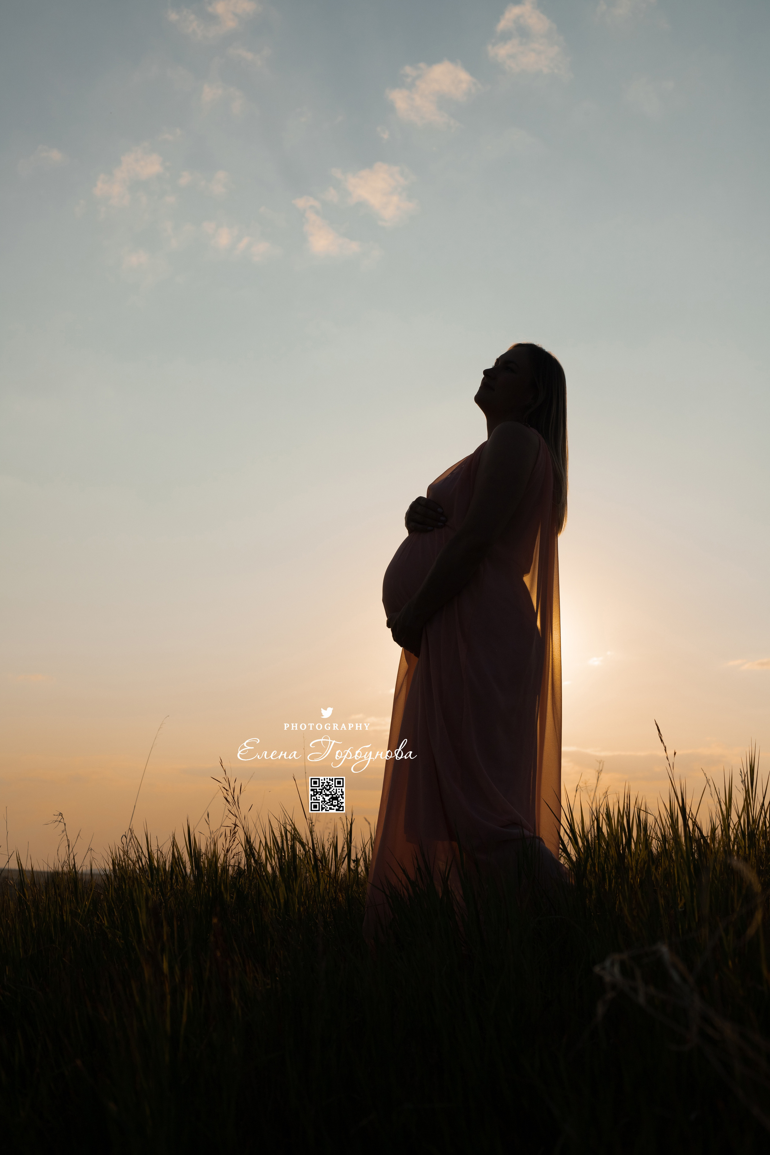 Поле. Юлия. Август 2023 г. Фотограф Пермь. Свадьбы. Семья и дети, школа, д. сад. Фотокниги