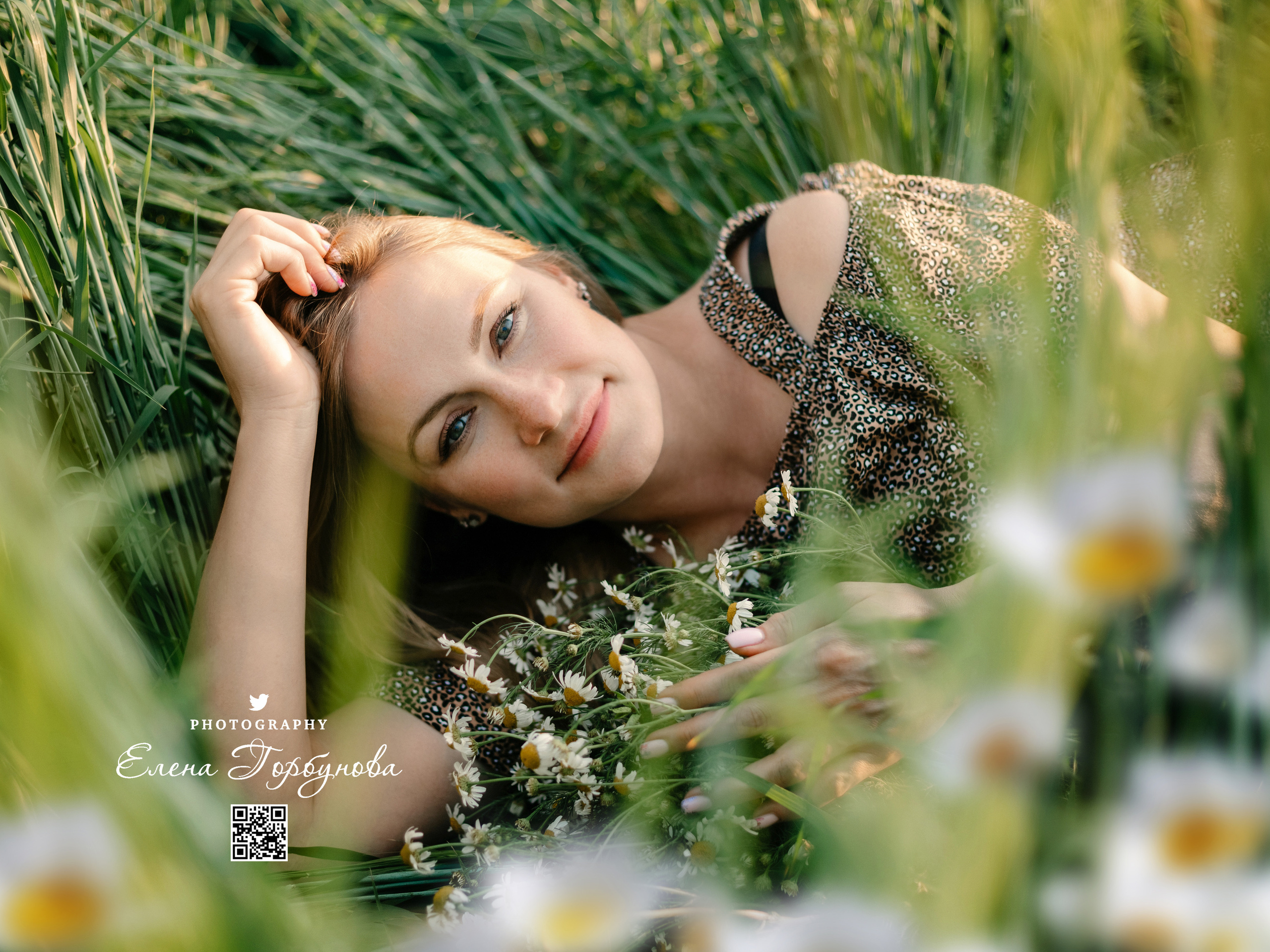 Поле. Юлия. Август 2023 г. Фотограф Пермь. Свадьбы. Семья и дети, школа, д. сад. Фотокниги