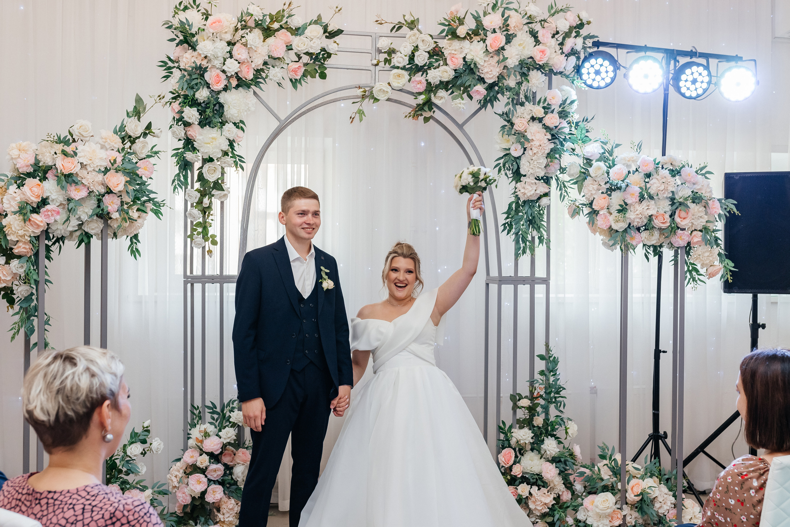 Свадьба Александра и Яны. Регистрация + банкет. Июль 2023. Фотограф Пермь. Свадьбы. Семья и дети, школа, д. сад. Фотокниги