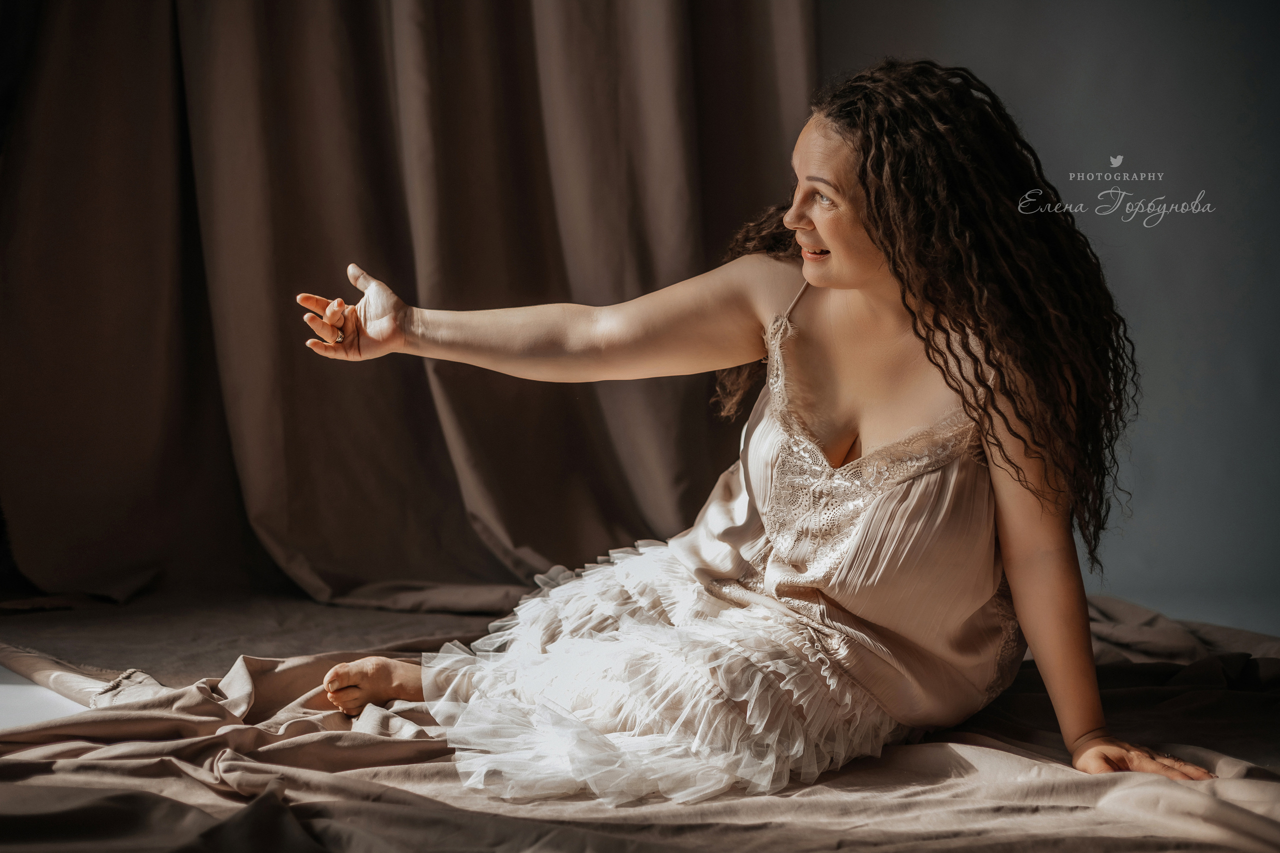 Материнство. Ольга и Макар в моей студии. Сентябрь 2023. Фотограф Пермь. Свадьбы. Семья и дети, школа, д. сад. Фотокниги