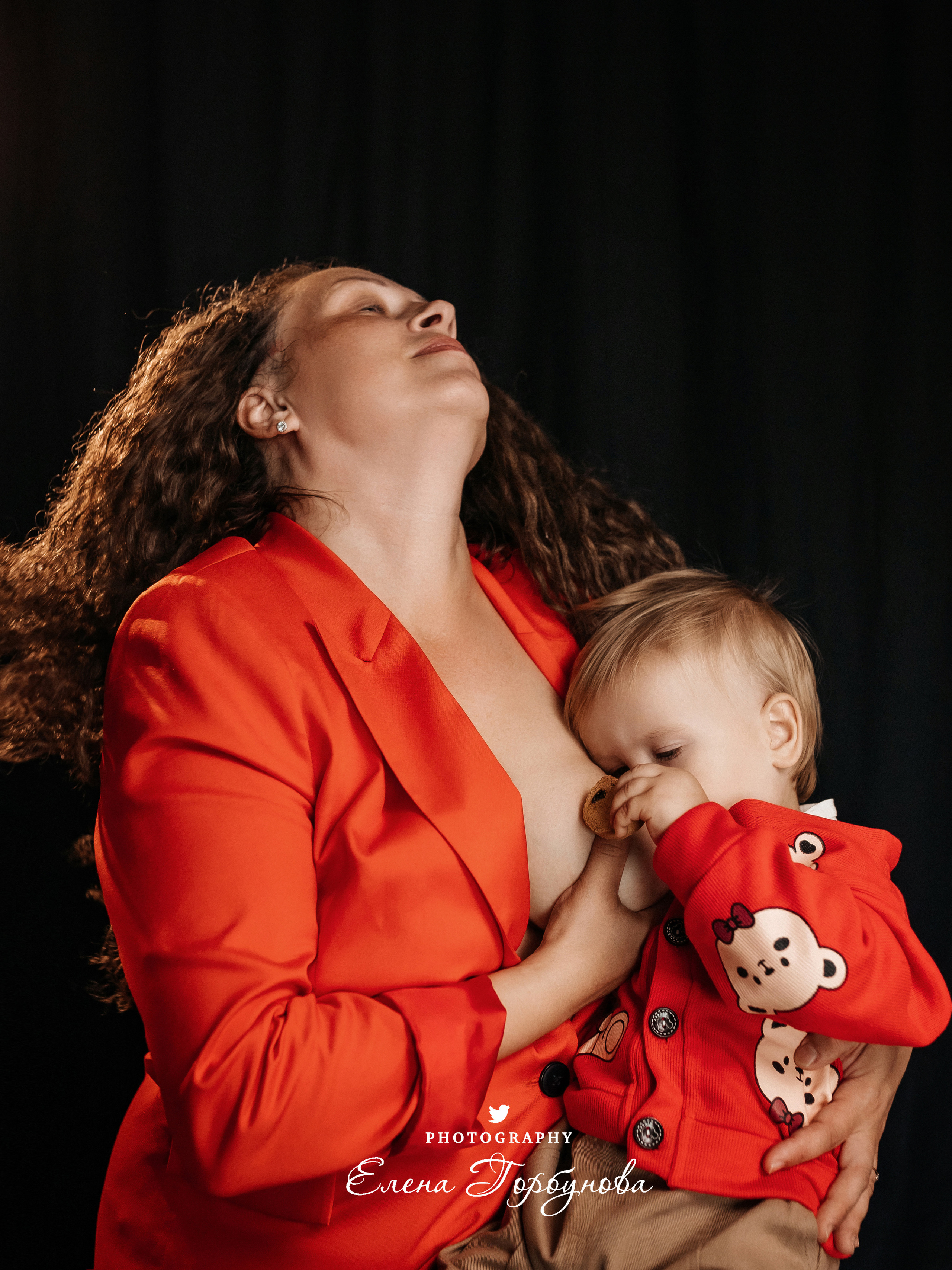 Материнство. Ольга и Макар в моей студии. Сентябрь 2023. Фотограф Пермь. Свадьбы. Семья и дети, школа, д. сад. Фотокниги