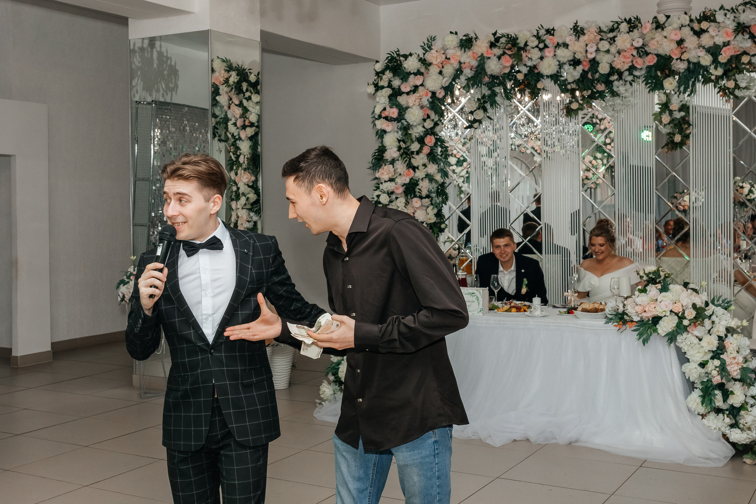 Свадьба Александра и Яны. Регистрация + банкет. Июль 2023. Фотограф Пермь. Свадьбы. Семья и дети, школа, д. сад. Фотокниги