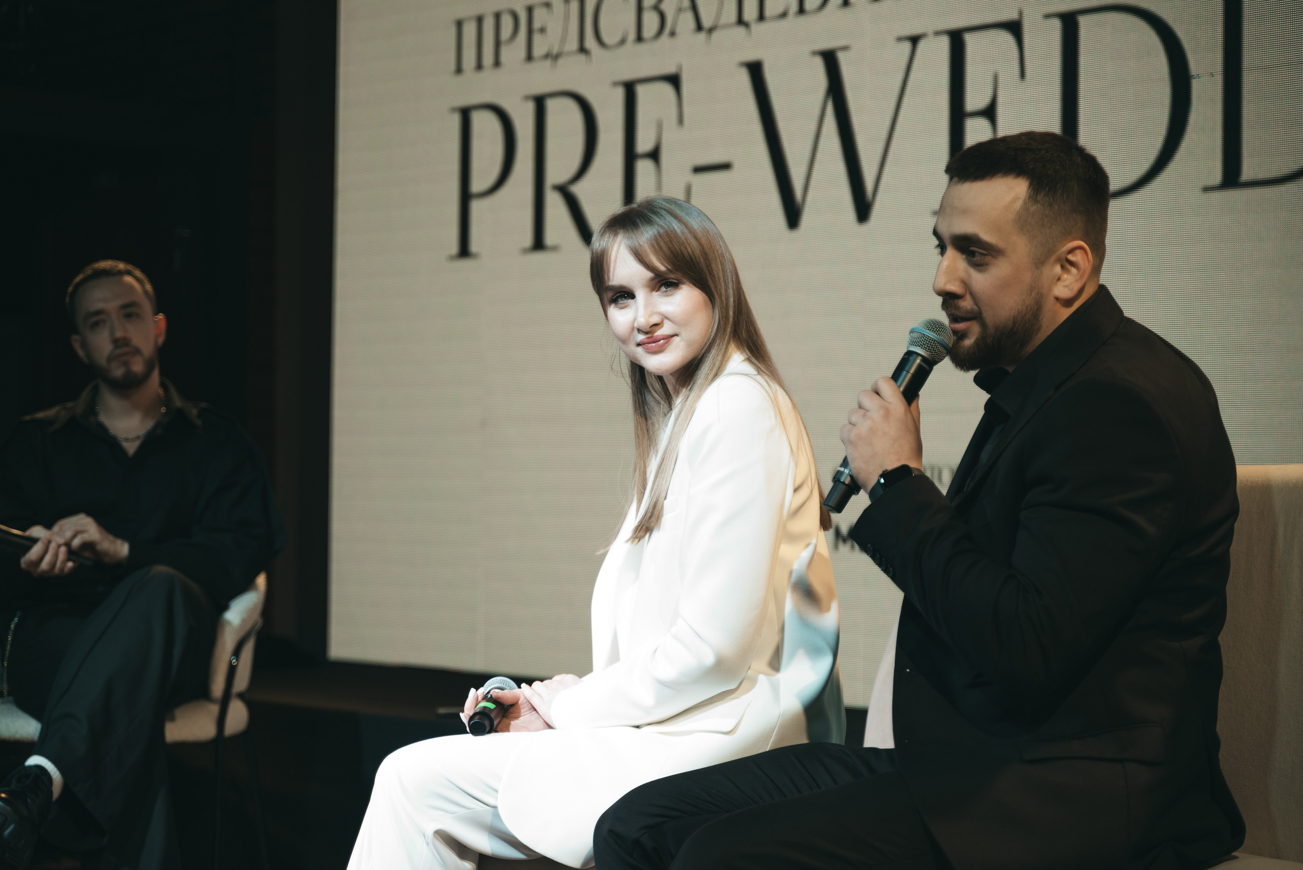 WhiteRoom Pre-wedding. Репортажный и свадебный фотограф в Сургуте