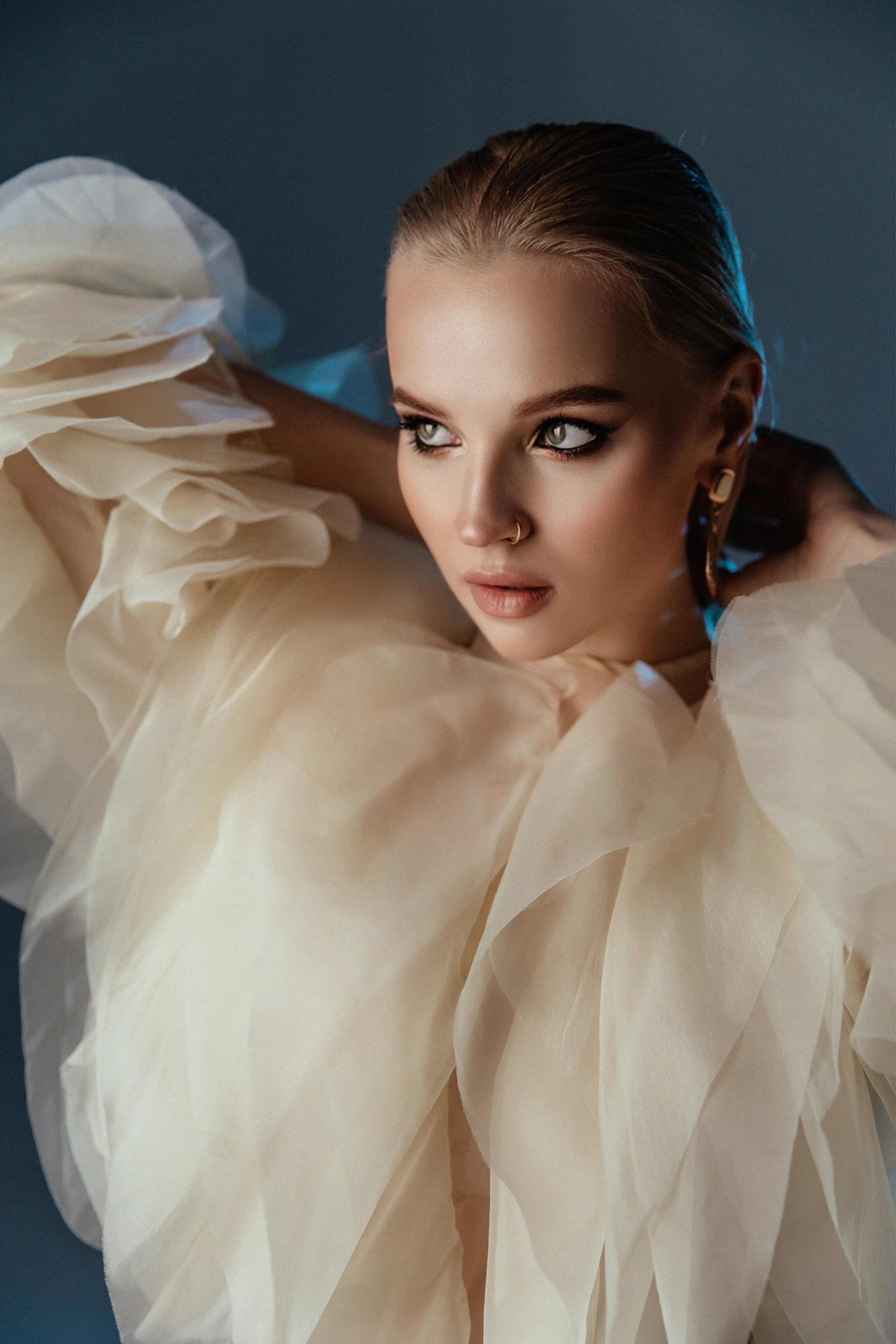 Алена — фотостудия. Камилла — свадебный и женский фотограф в Саратове