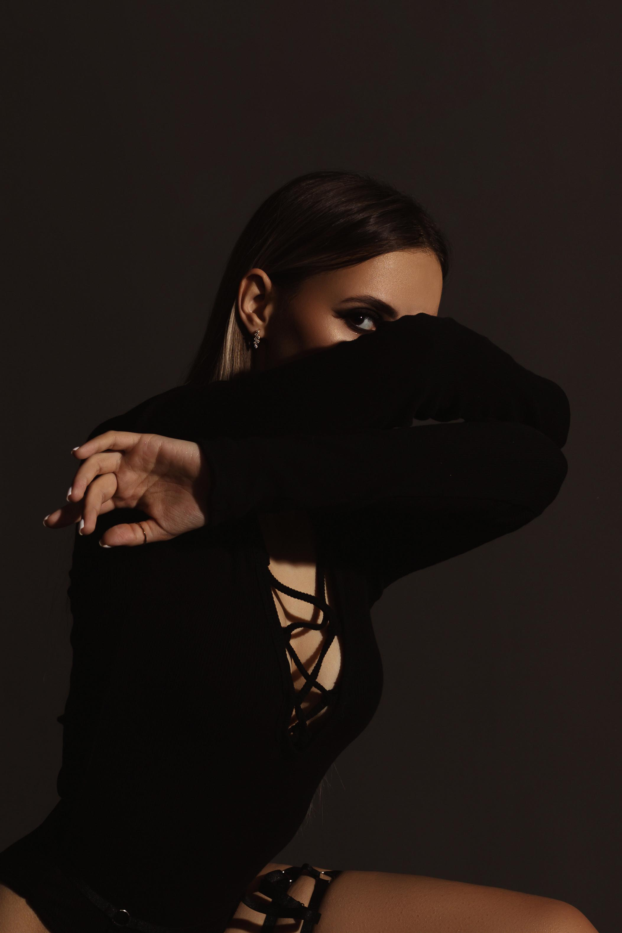 Вероника. Фотограф Мария Щеголькова. Чувственный женский портрет