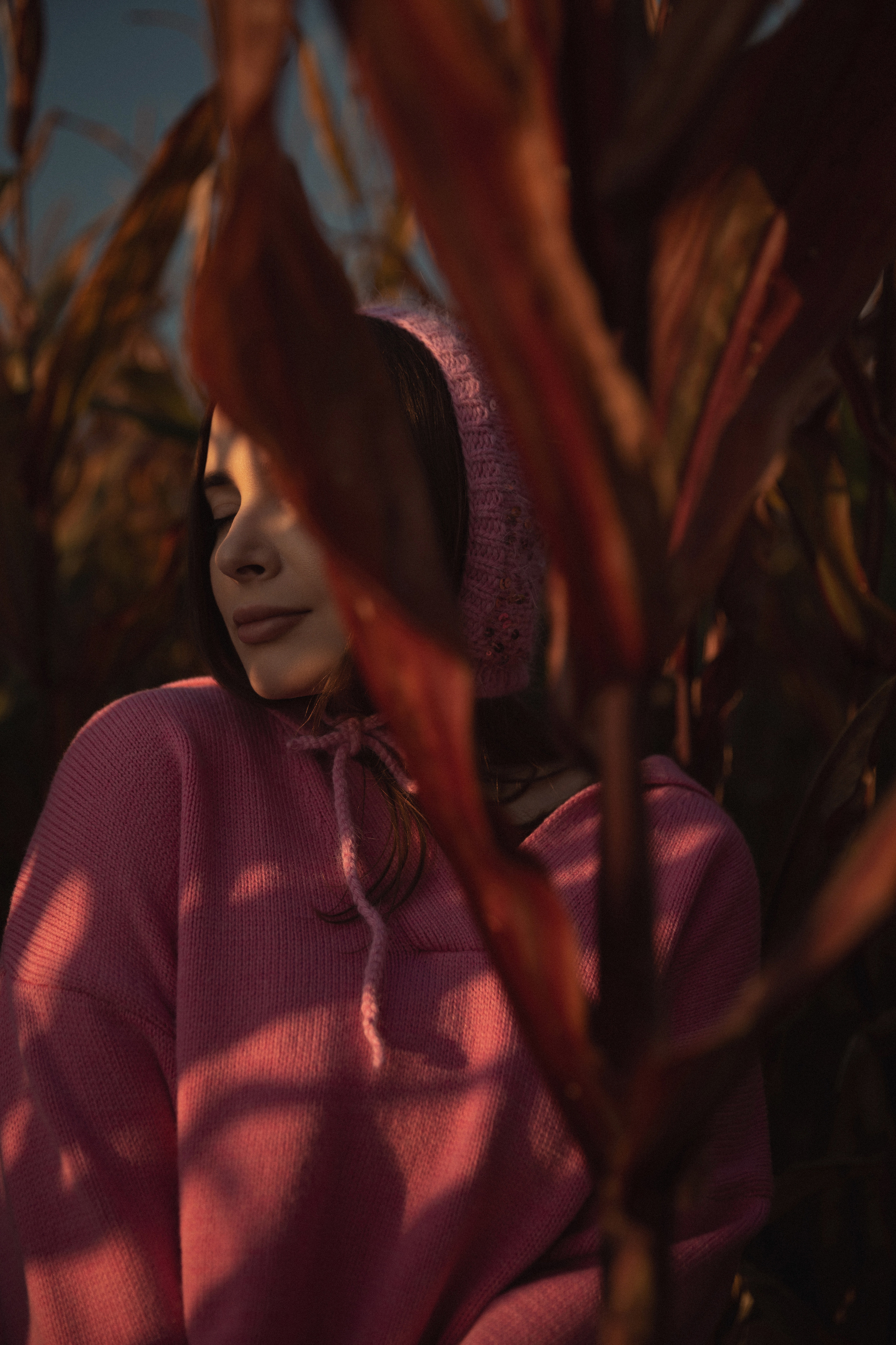 Олеся чепчики. Фотограф Мария Щеголькова. Чувственный женский портрет