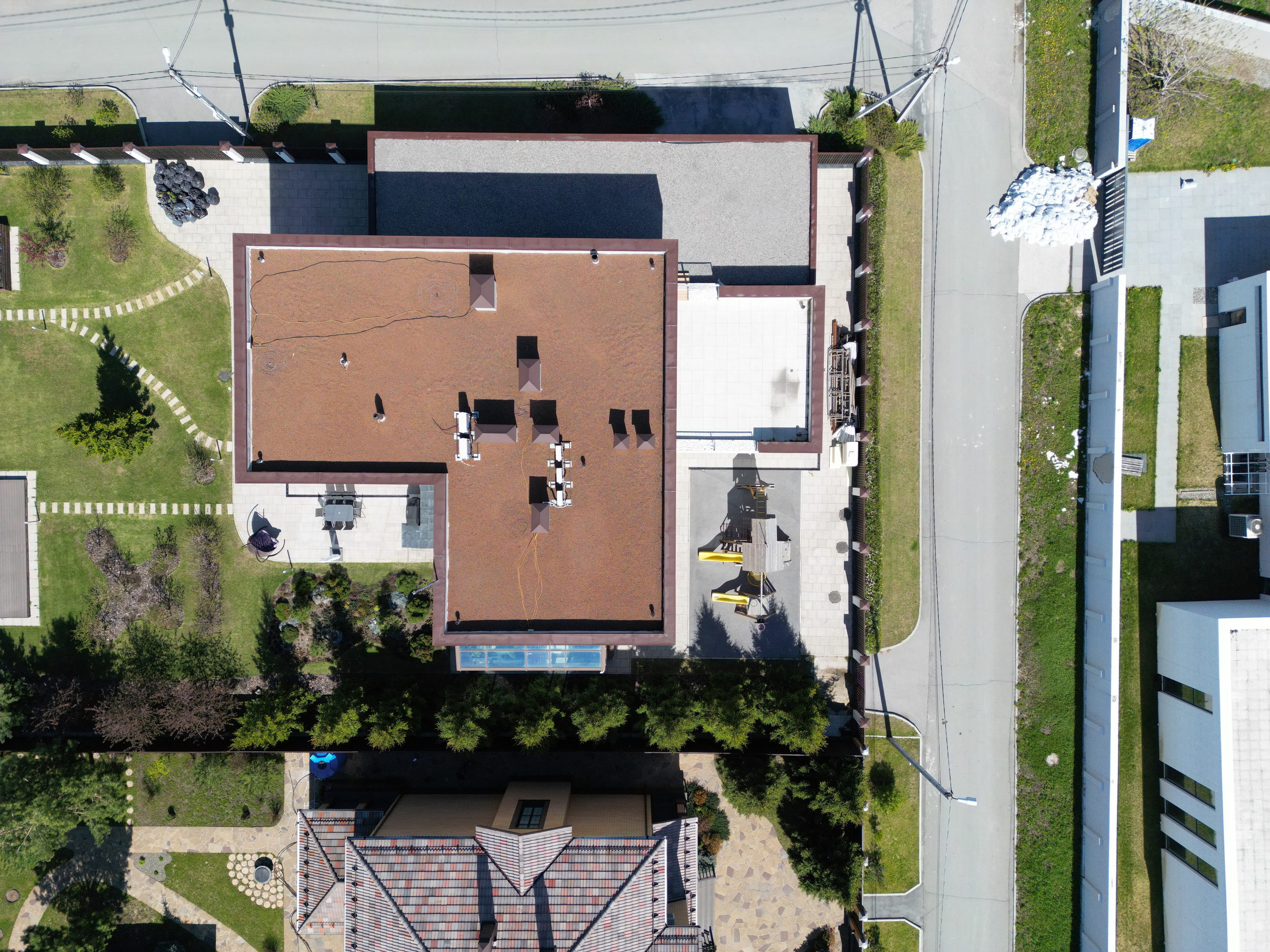 Кровля-2. Mintonov's Film Studio