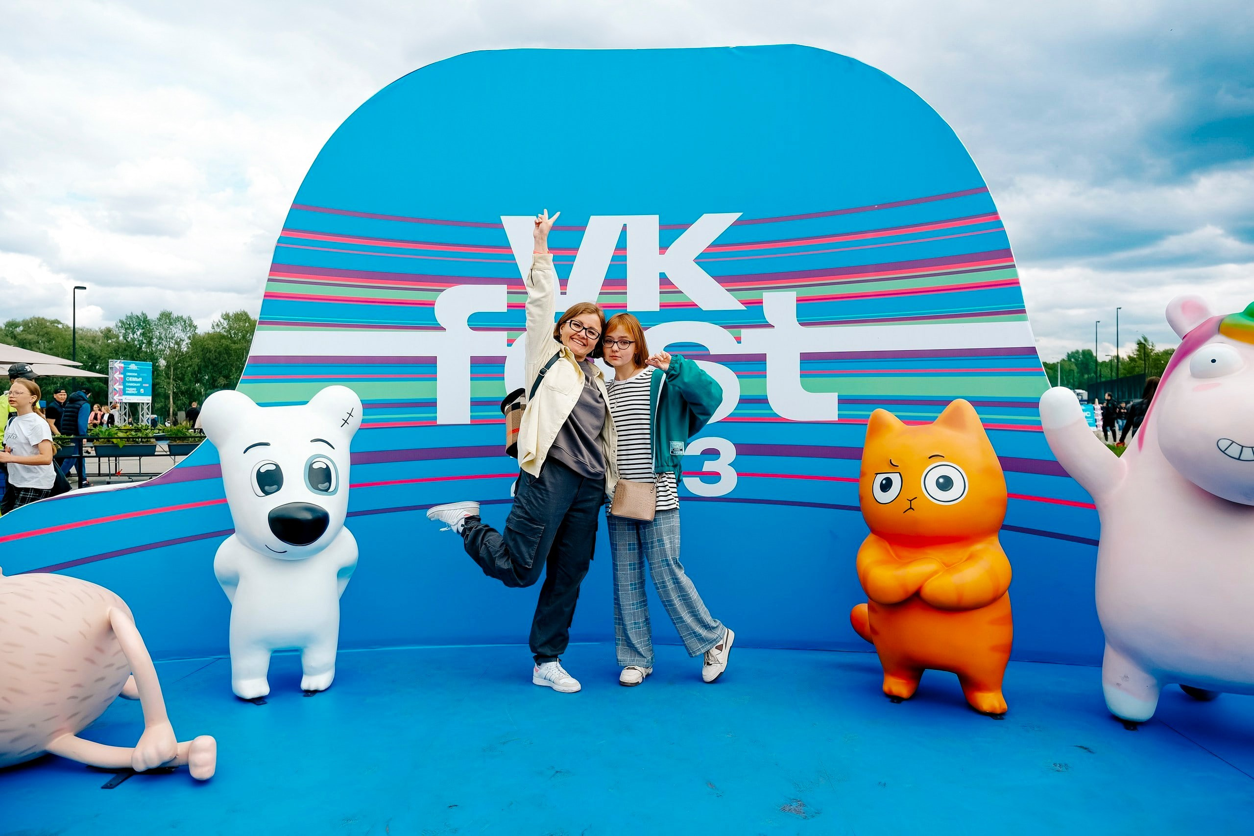 VK Фест 2024. #фотокаквкино | Фотографирую людей