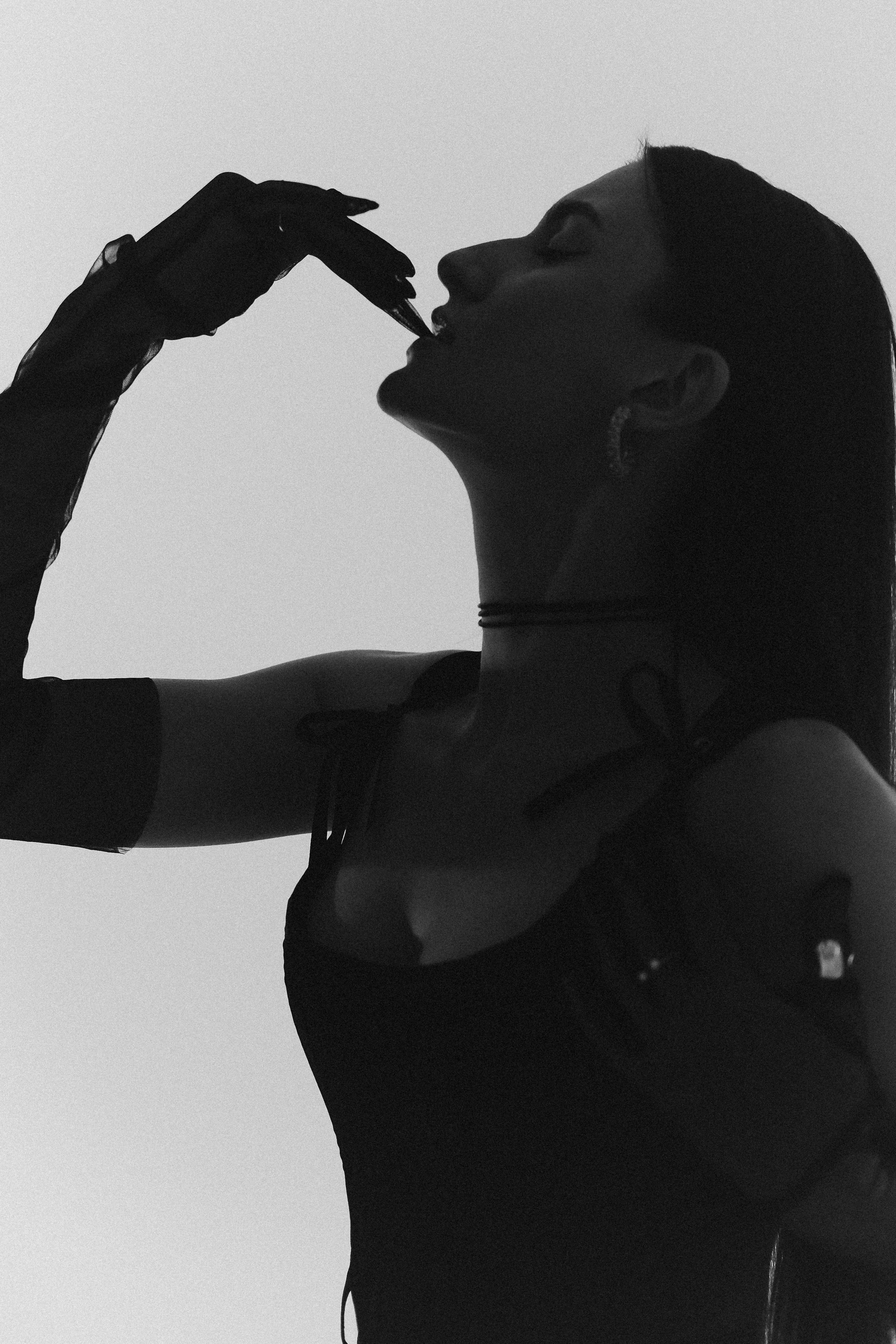 Женский портрет: Алия. Обо мне