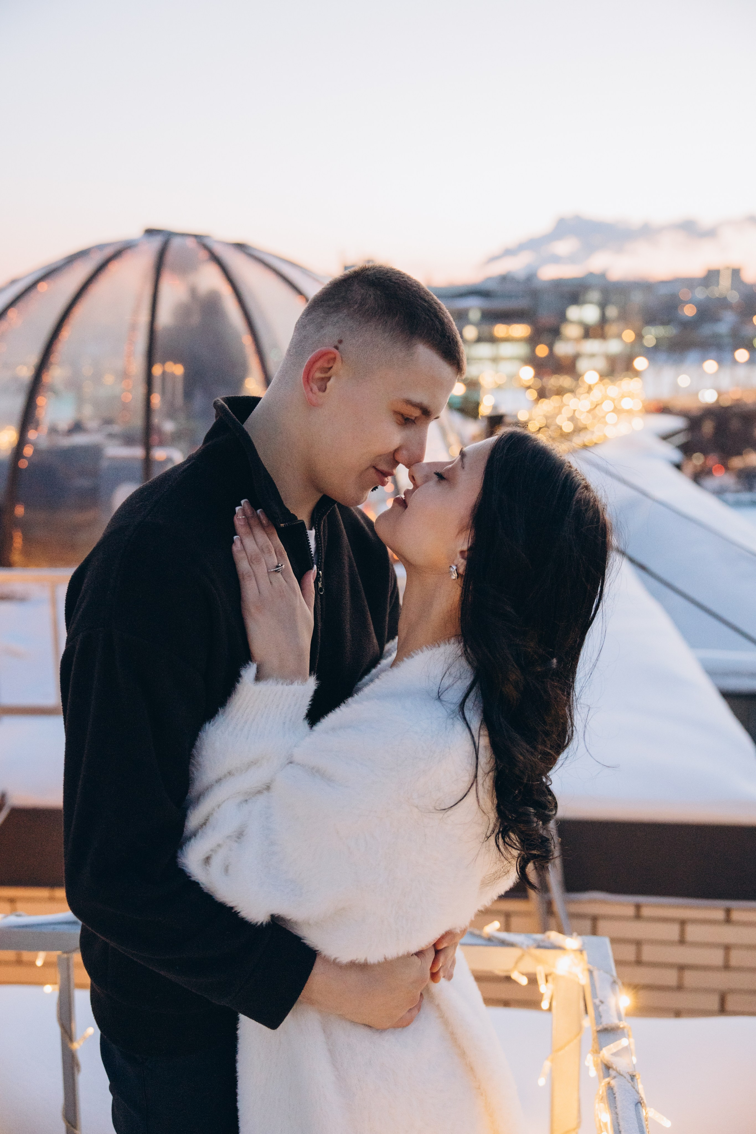 Свидание на крыше. Свадебный, семейный фотограф в Иркутске Светлана Макаричева