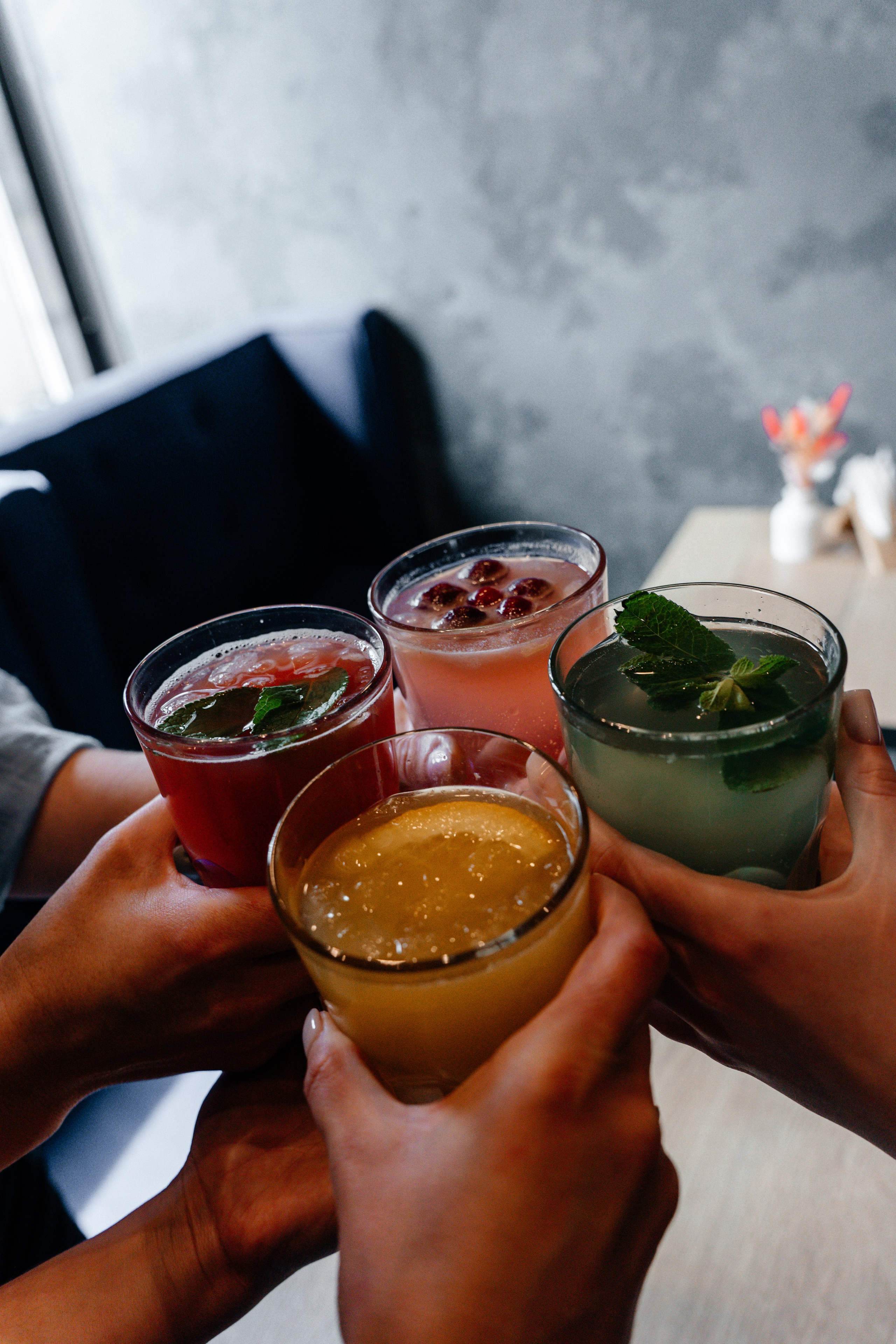 Контент- съёмка для кофейни «ЗАРЯД». Ваш семейный фотограф в Минске — Вика Трегубова