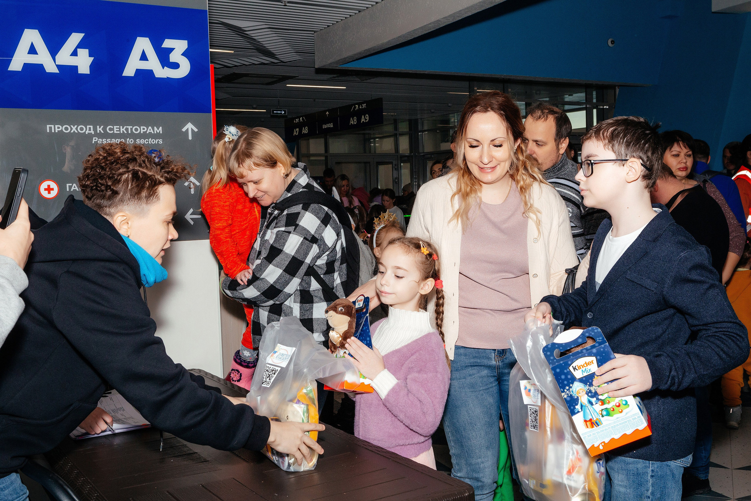 Благотворительный НГ. Фонд Завтра. Контент фотограф, съемка для маркетплейсов, фуд съемка и репортажи в Новосибирске Ралия Галеева