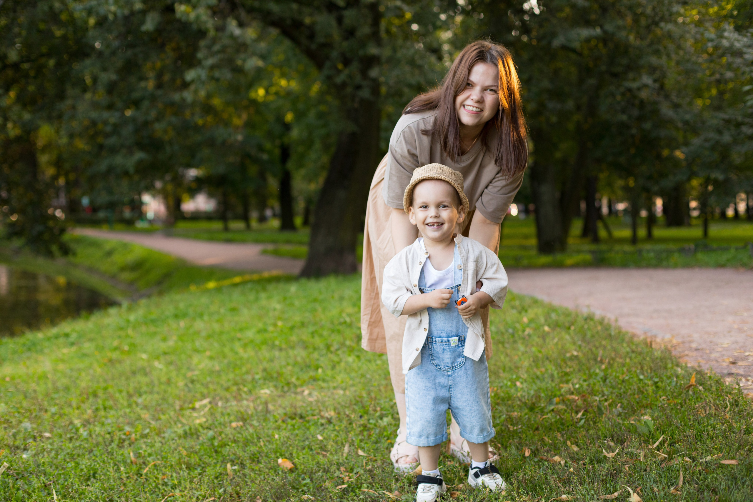 Летняя семейная фотопрогулка в Таврическом саду. Детский и контент фотограф Надя Волкова Санкт-Петербург