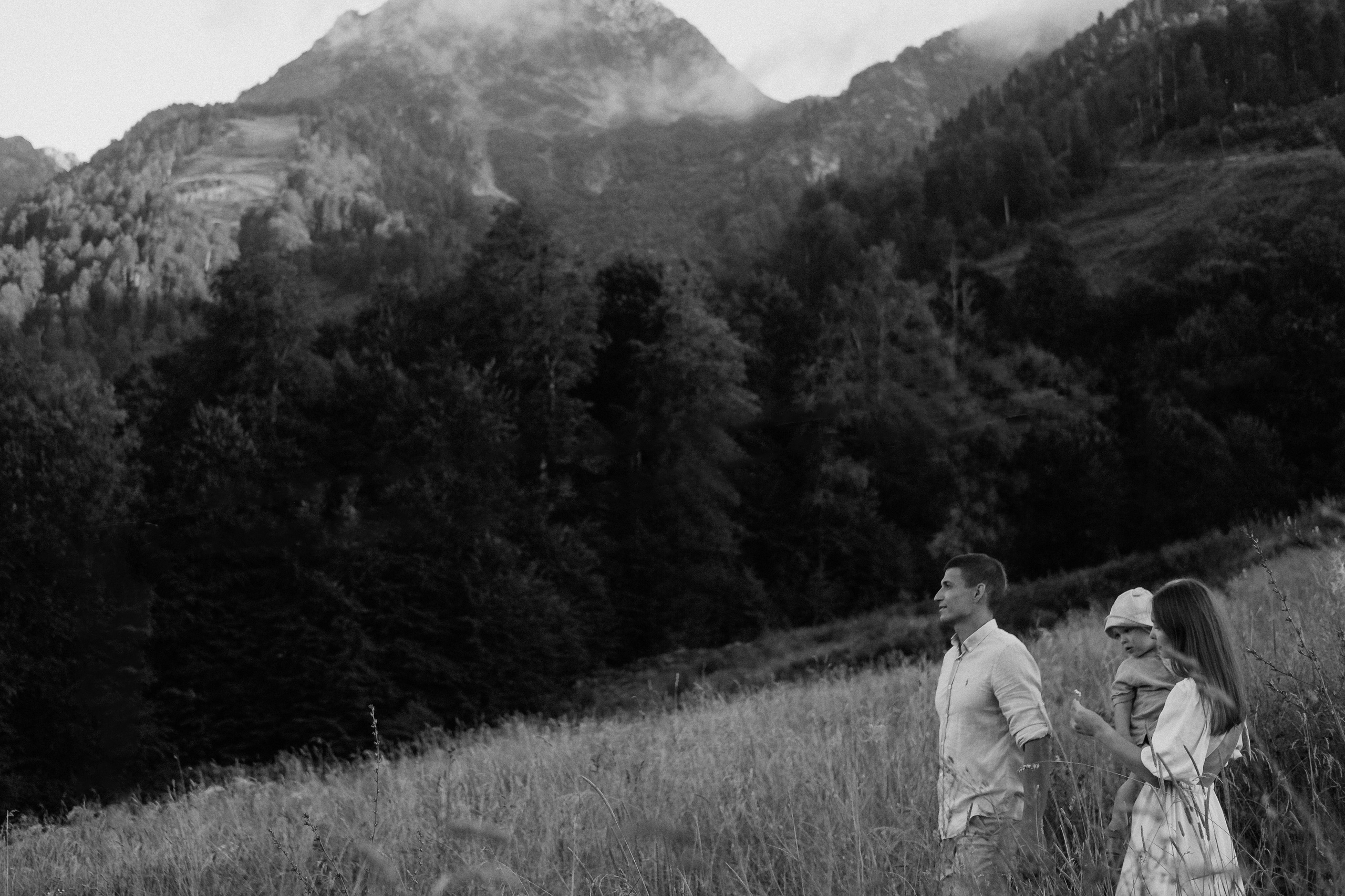 Семейные фотосессии в Сочи, Сириус и на Красной поляне. Семейный, свадебный фотограф Сочи, Адлер, Красная поляна