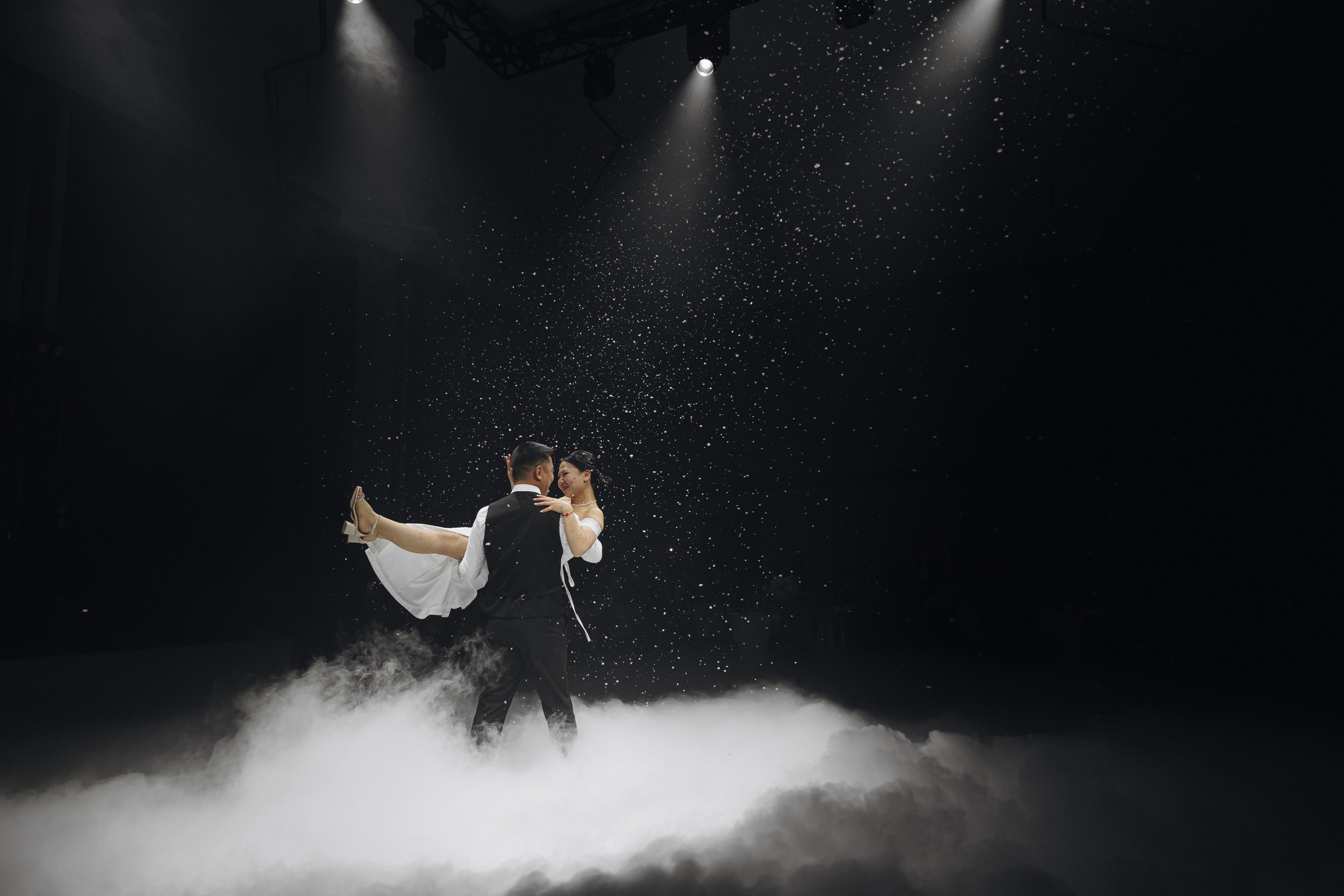 ПАРК СИТИ, MARY WHITE. Свадебный и индивидуальный фотограф в Челябинске Евгения Негодяева