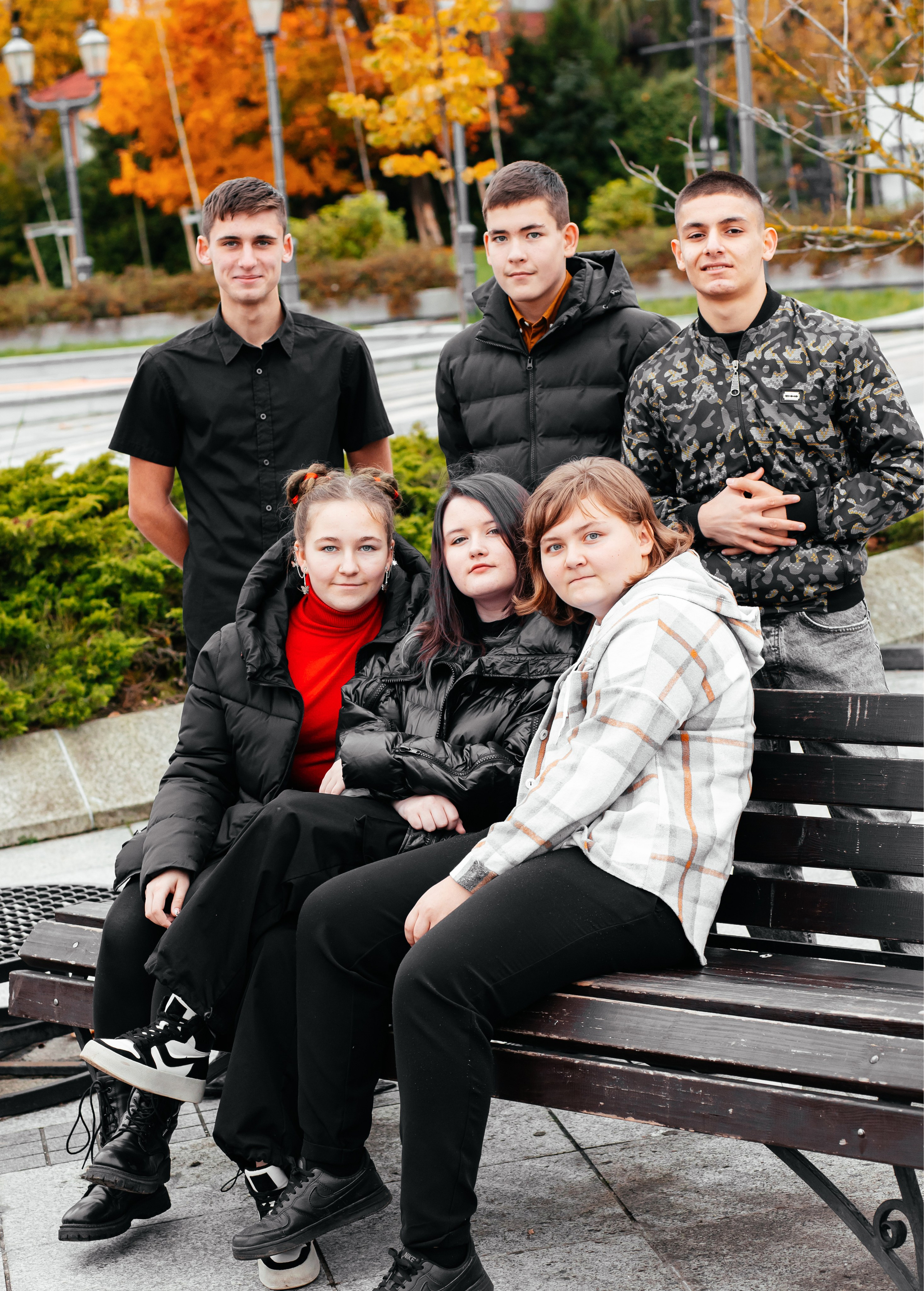 Выпускники 9 класса. LiveBook39 — студия выпускных альбомов Светланы Микишаниной в Калининграде