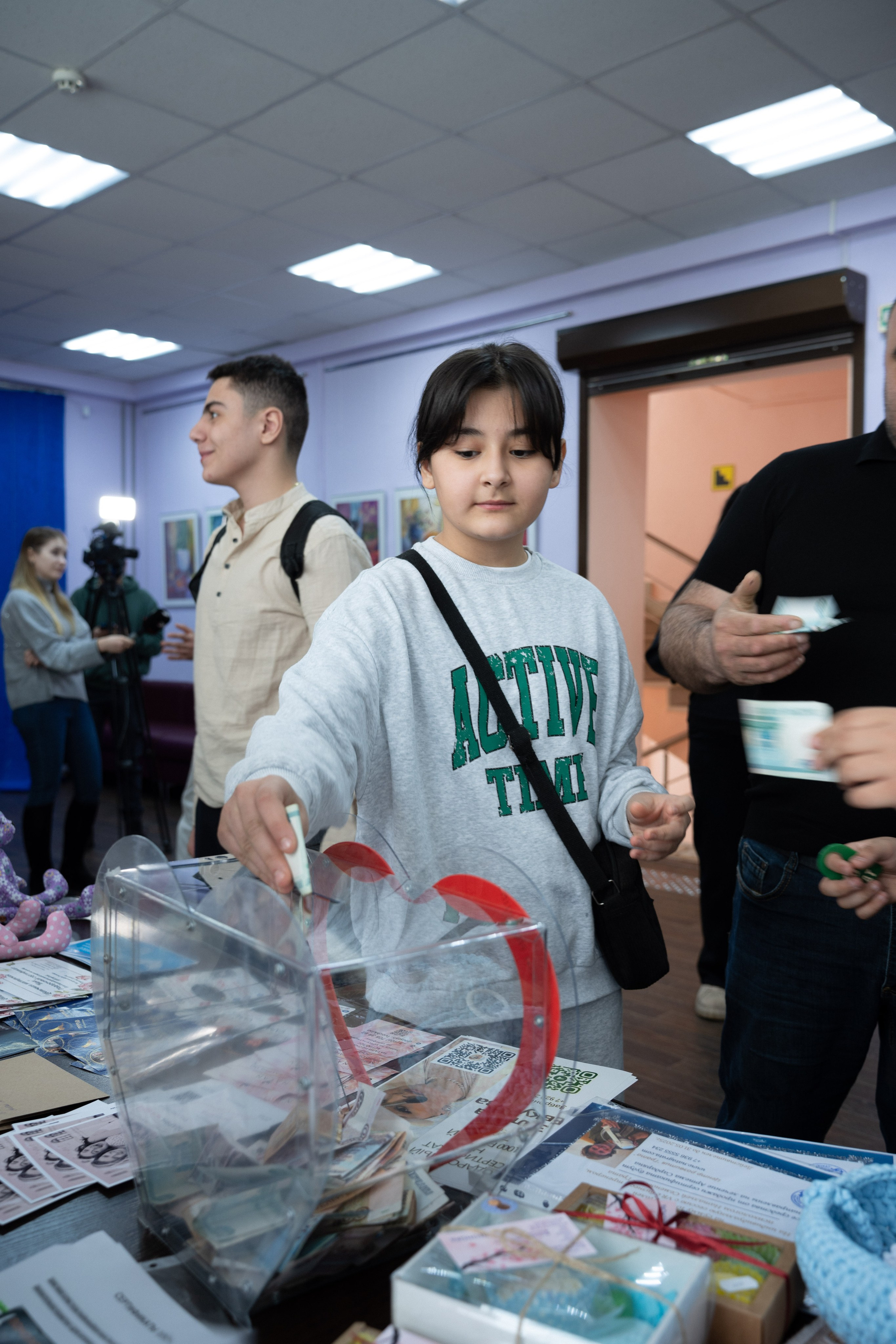 Благотворительный концерт в помощь Артему Сардаряну. Фотограф Артем Севостьянов. Профессиональная фотосъемка в Ногинске, Москве, Московской области и за границей