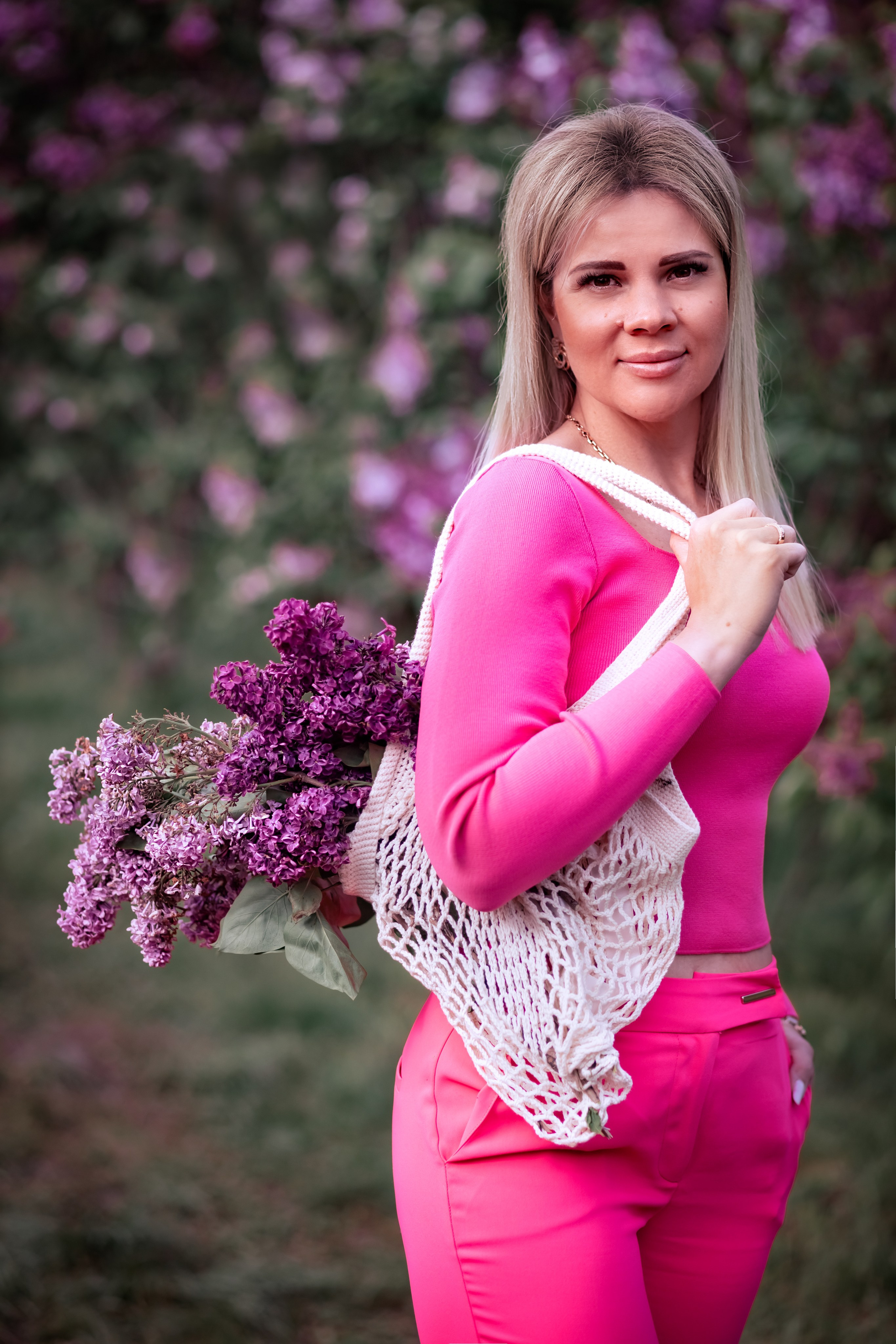 Весенняя пора. Фото в цветущей зелени. Фотограф и видеограф в Ставрополе Инна Попова