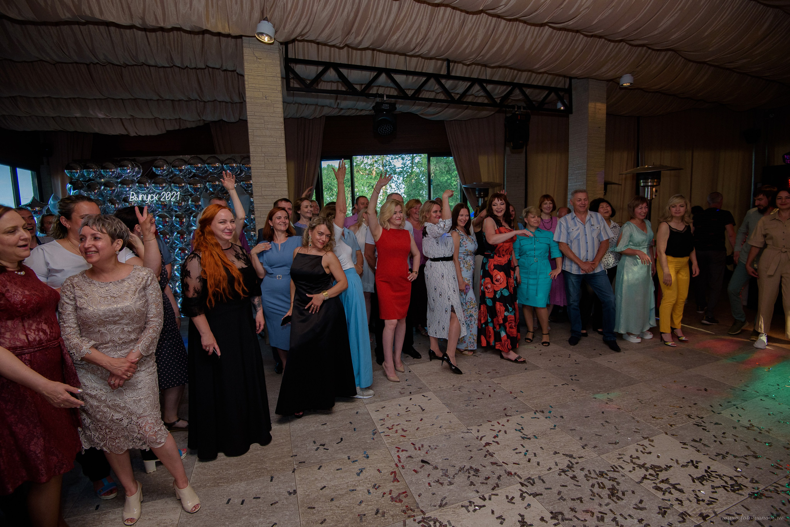 Выпускной 9-11классы. Выпускные книги Анапа Новороссийск Краснодар