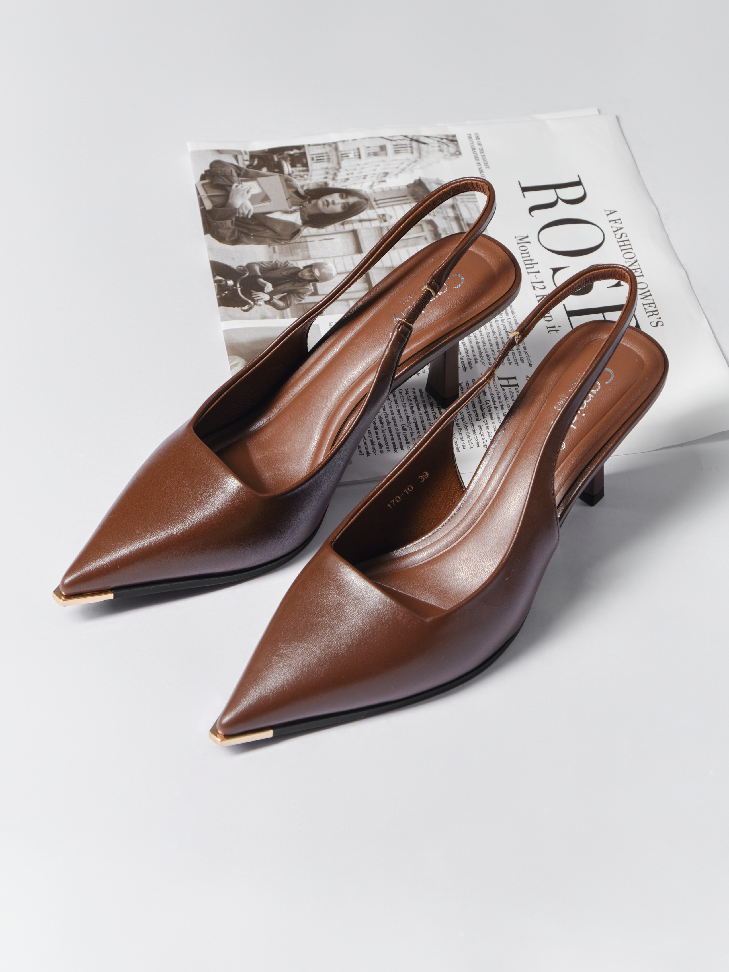 Женские туфли. Фотостудия для Wildberries Ozon