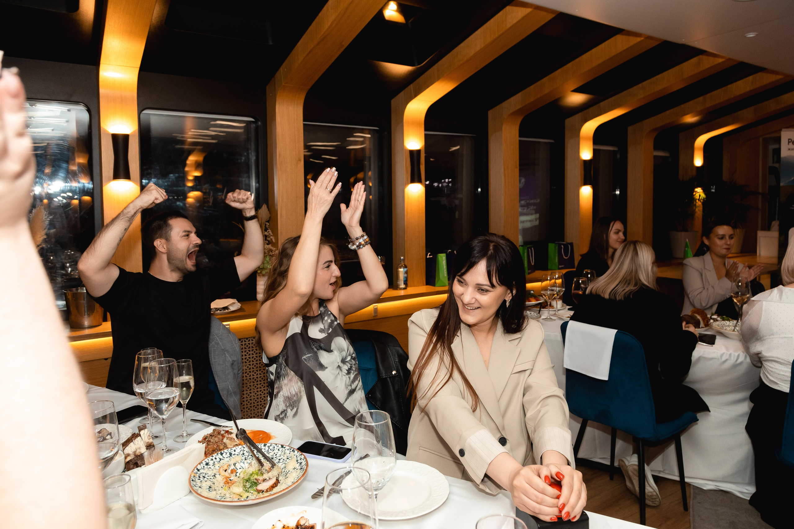 На воде. Главная