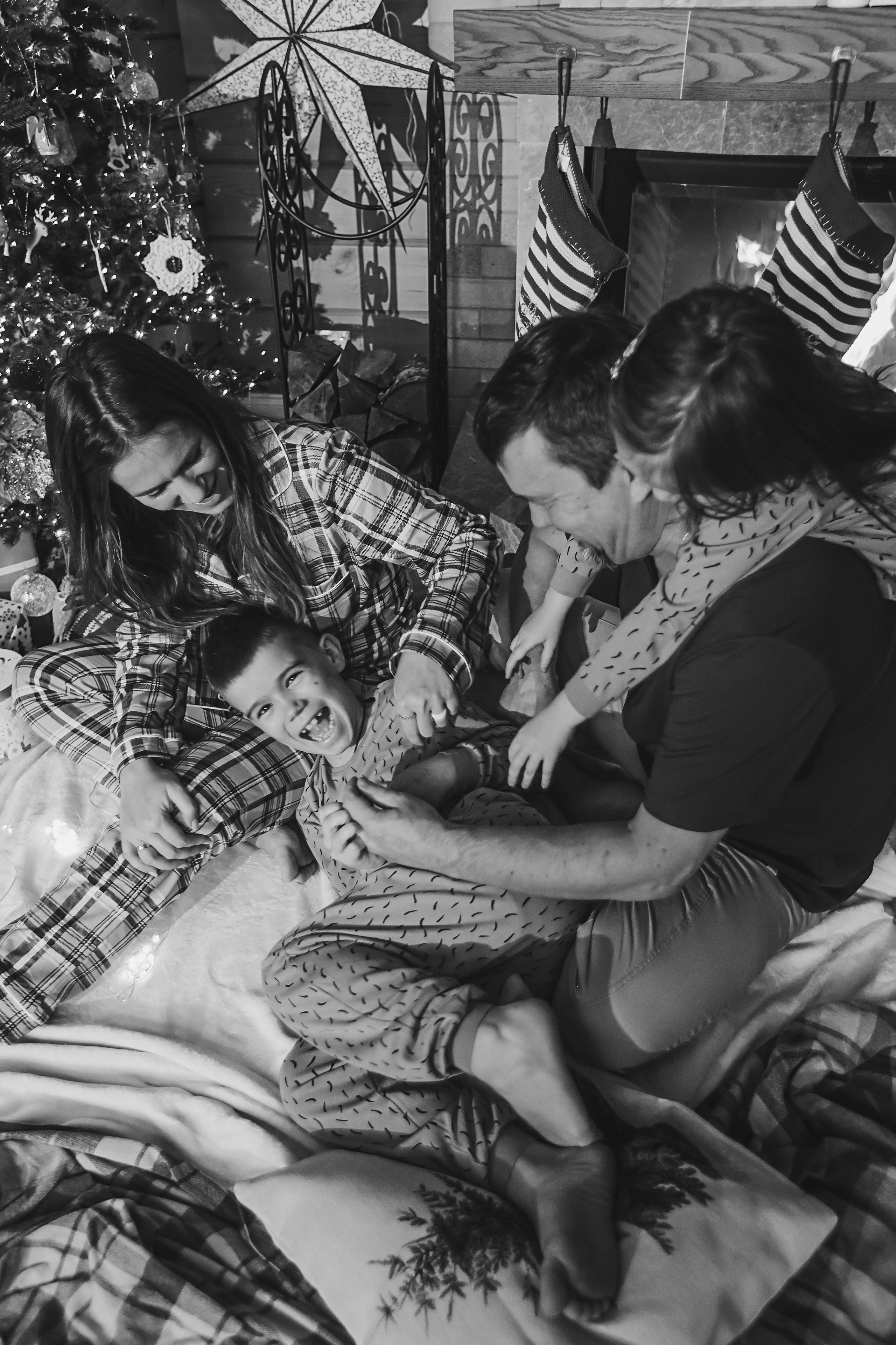 Новогодние традиции. Семейный фотограф Тюмень, фотограф на роды Салмина Мария