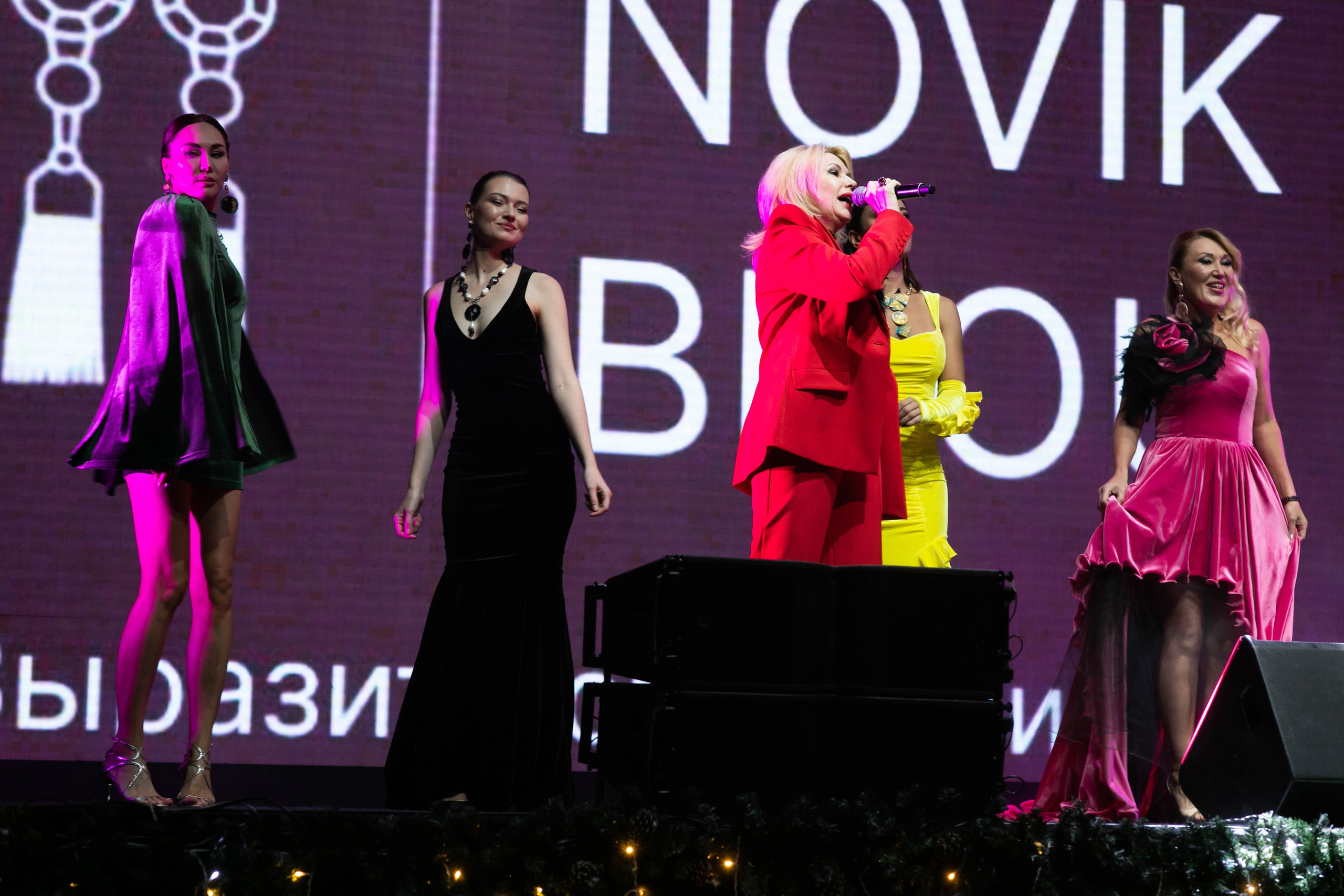 ММTV новый год 2024. Art photographer Nino