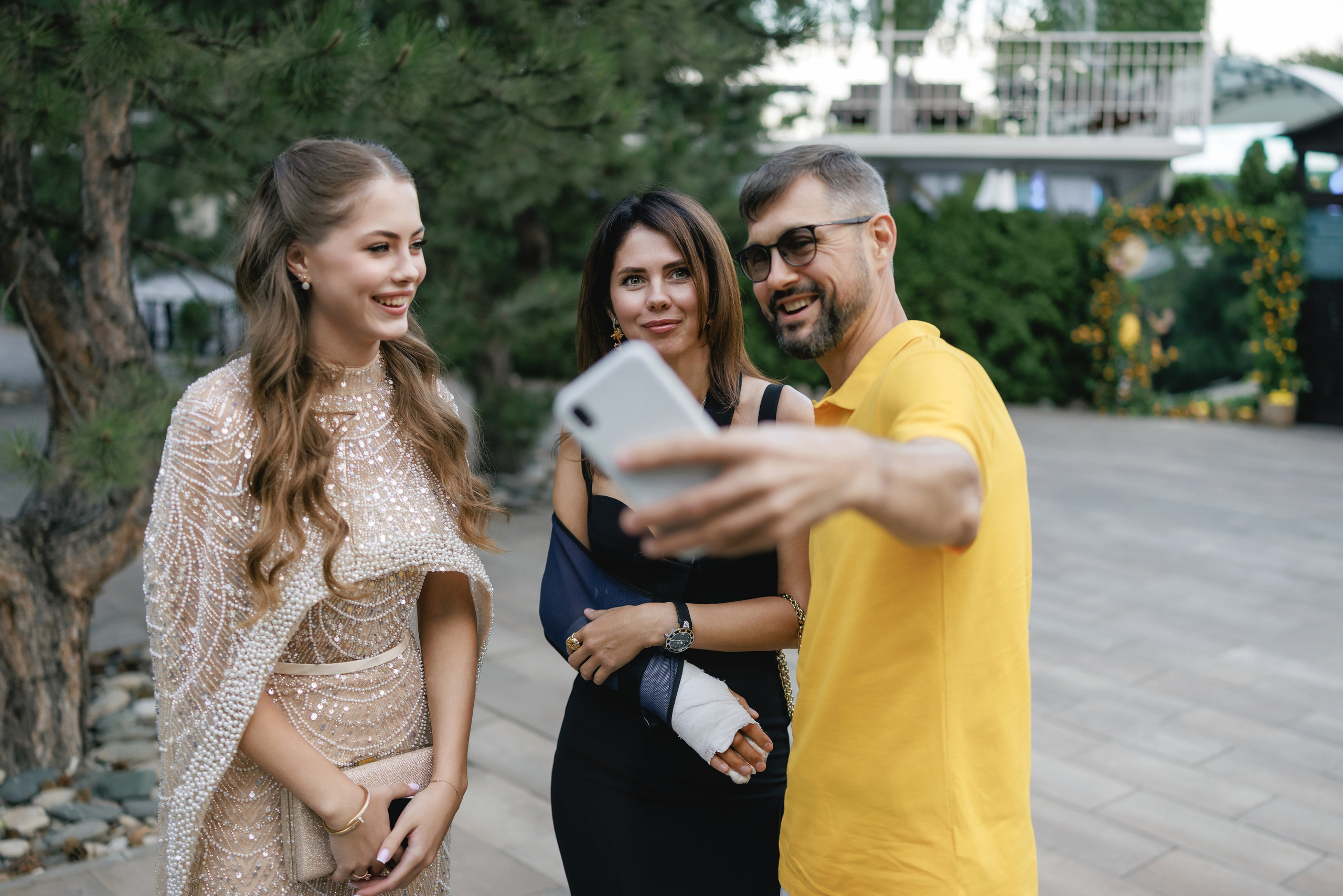 Выпускной в Графском парке. Фотограф Олег Сотник