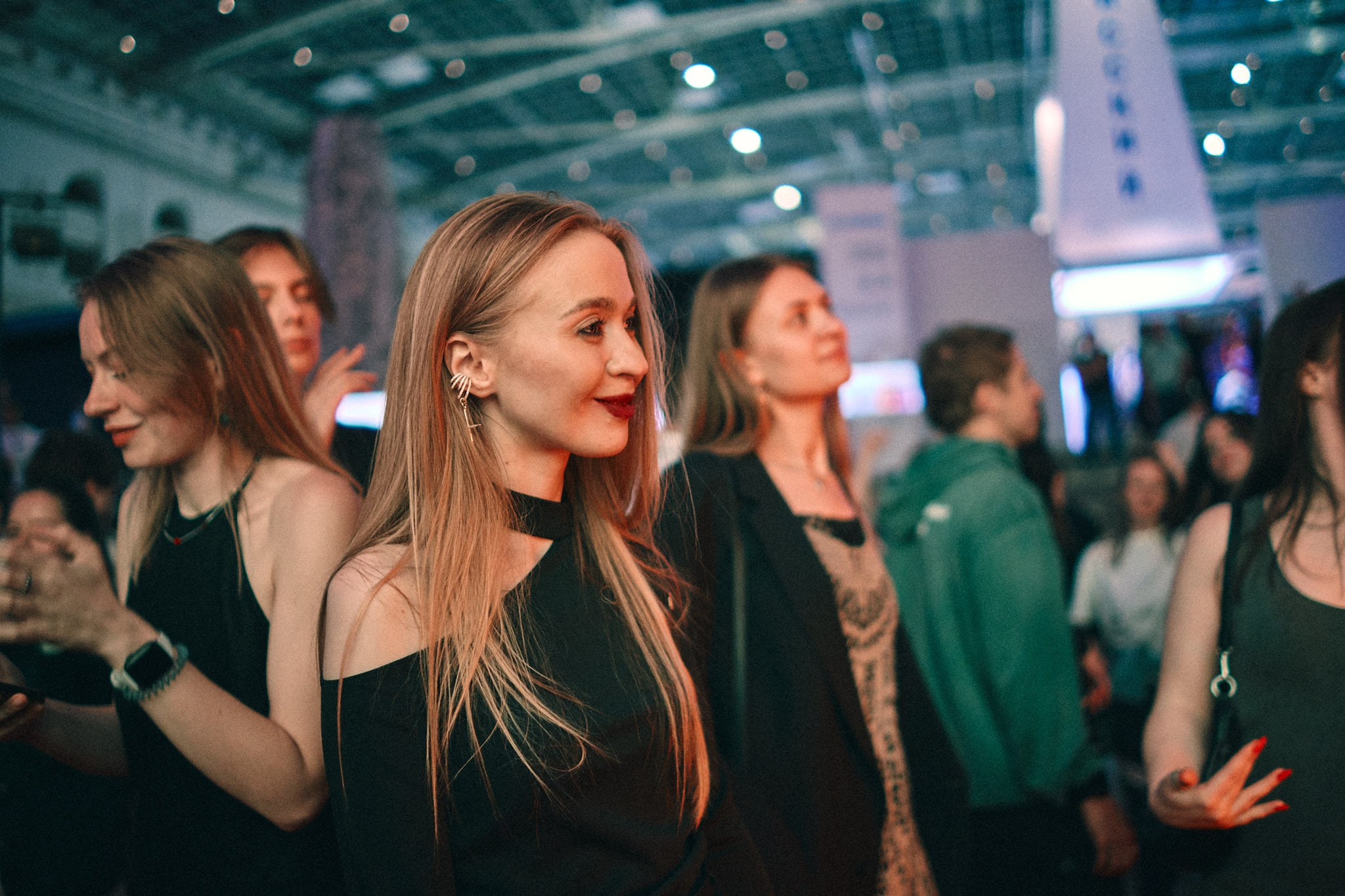 Репортаж с вечеринки. Главная