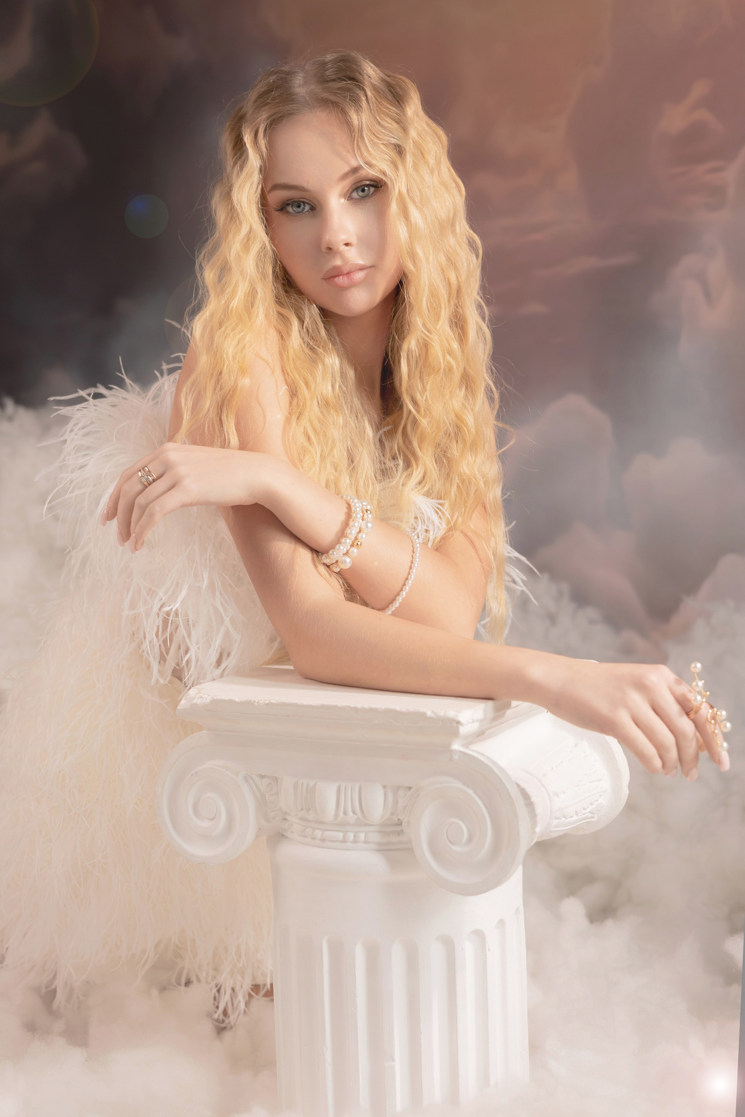 Clouds. Персональный стилист Анастасия Фомина