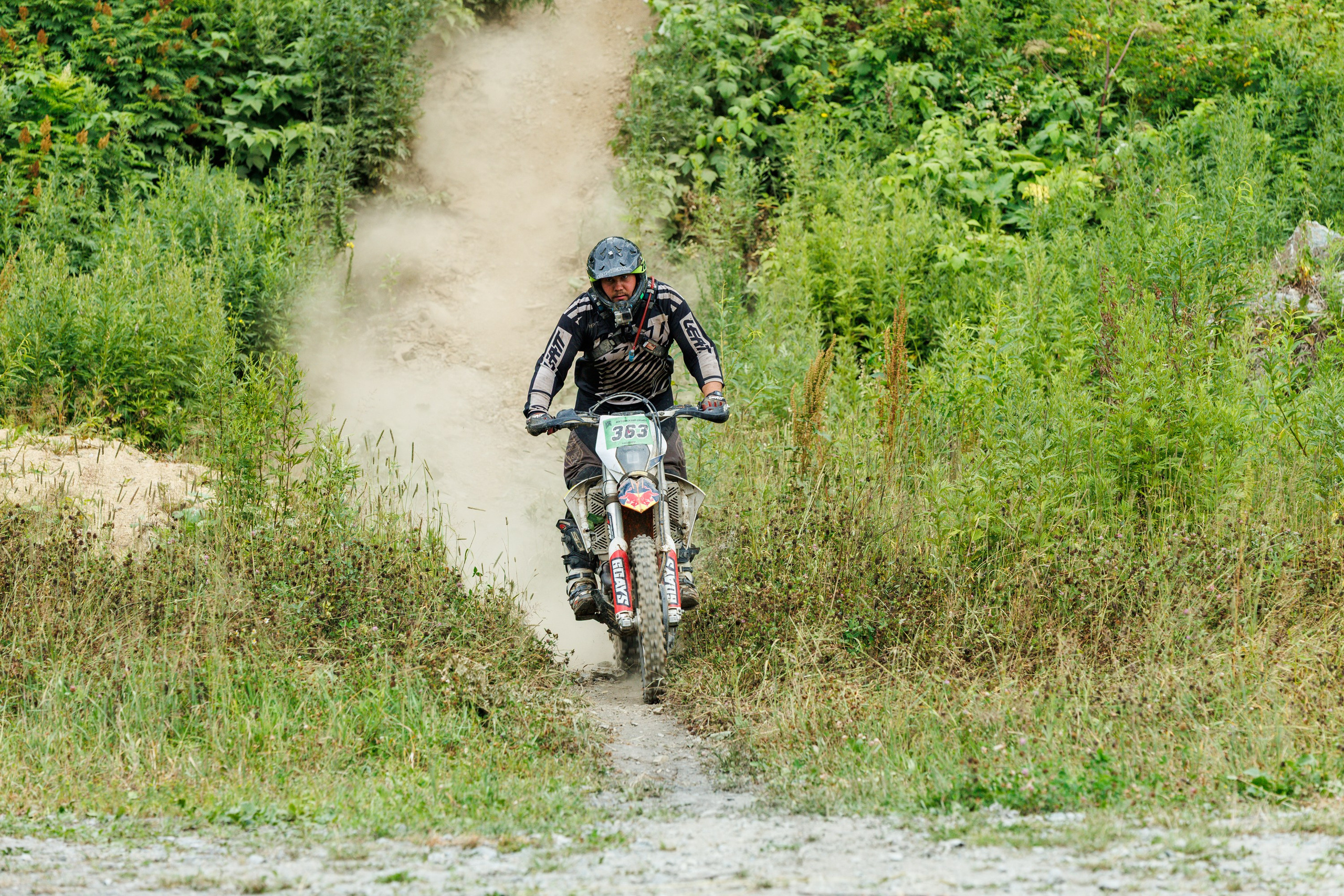 NPR-2025. Свадебный, семейный и репортажный фотограф в Южно-Сахалинске Артур Петросян