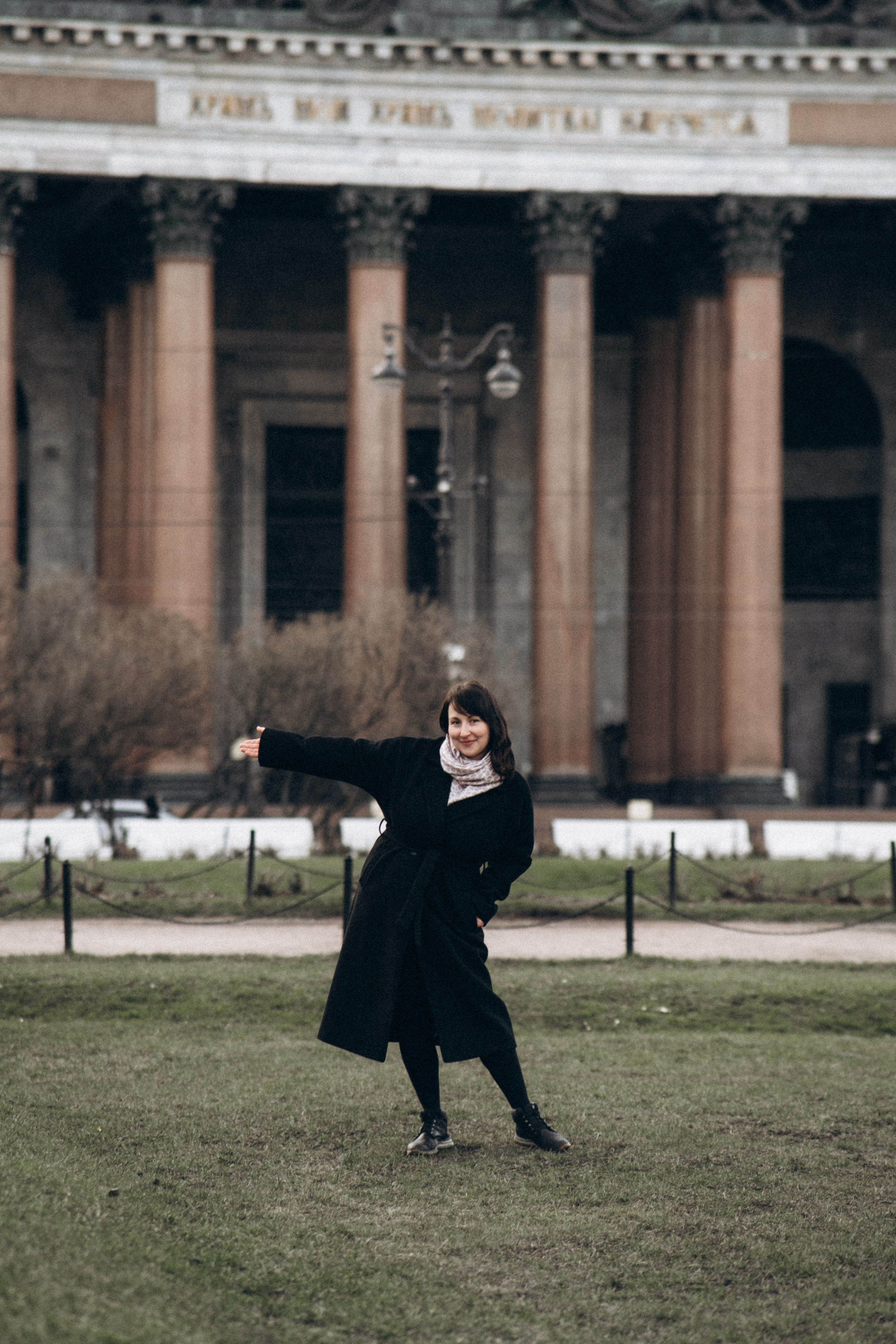 Прогулка у Исаакиевского собора. Фотограф в Санкт-Петербурге Кристина Брянская