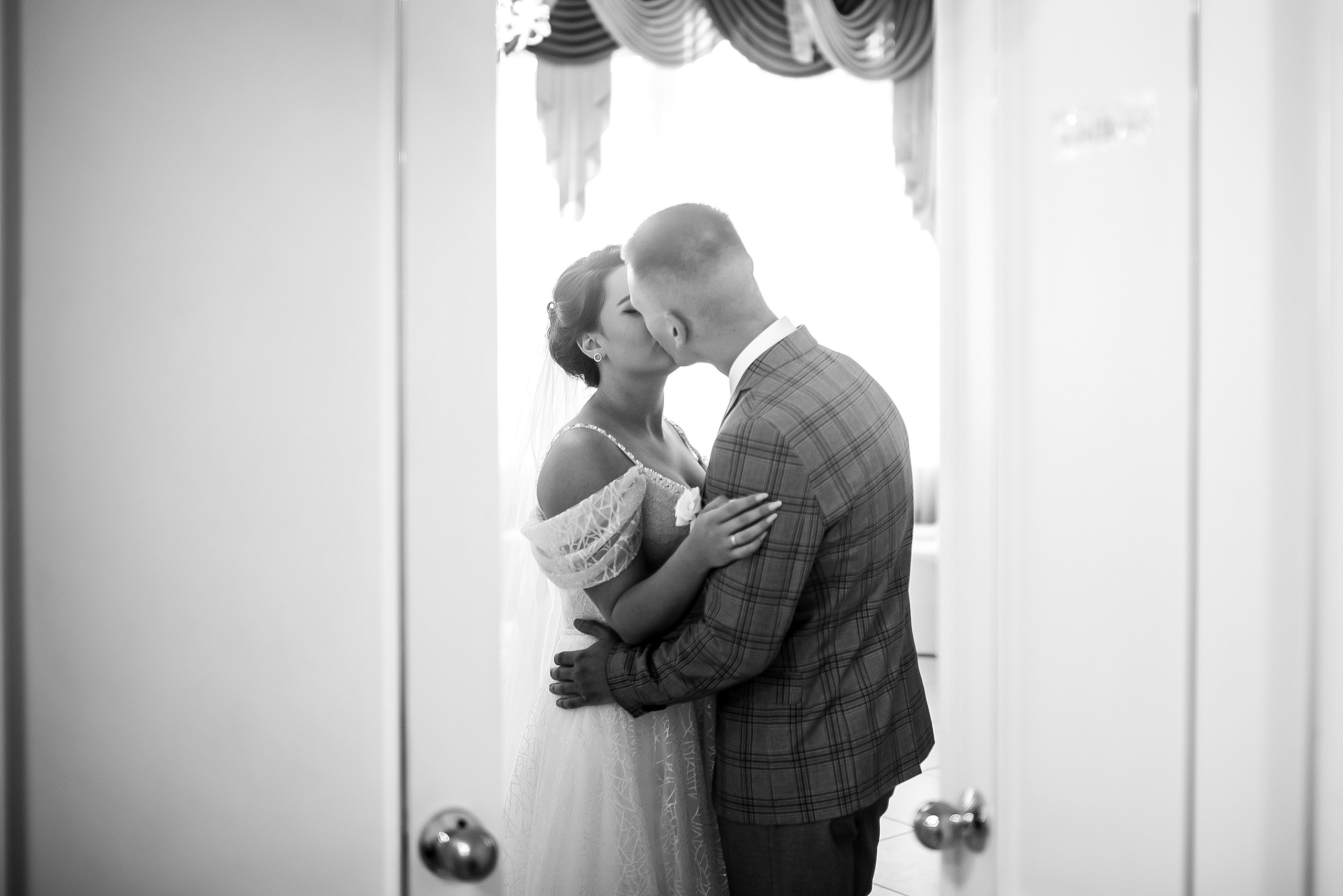 Роман и Карина. Фотограф Волжский Екатерина Егорова