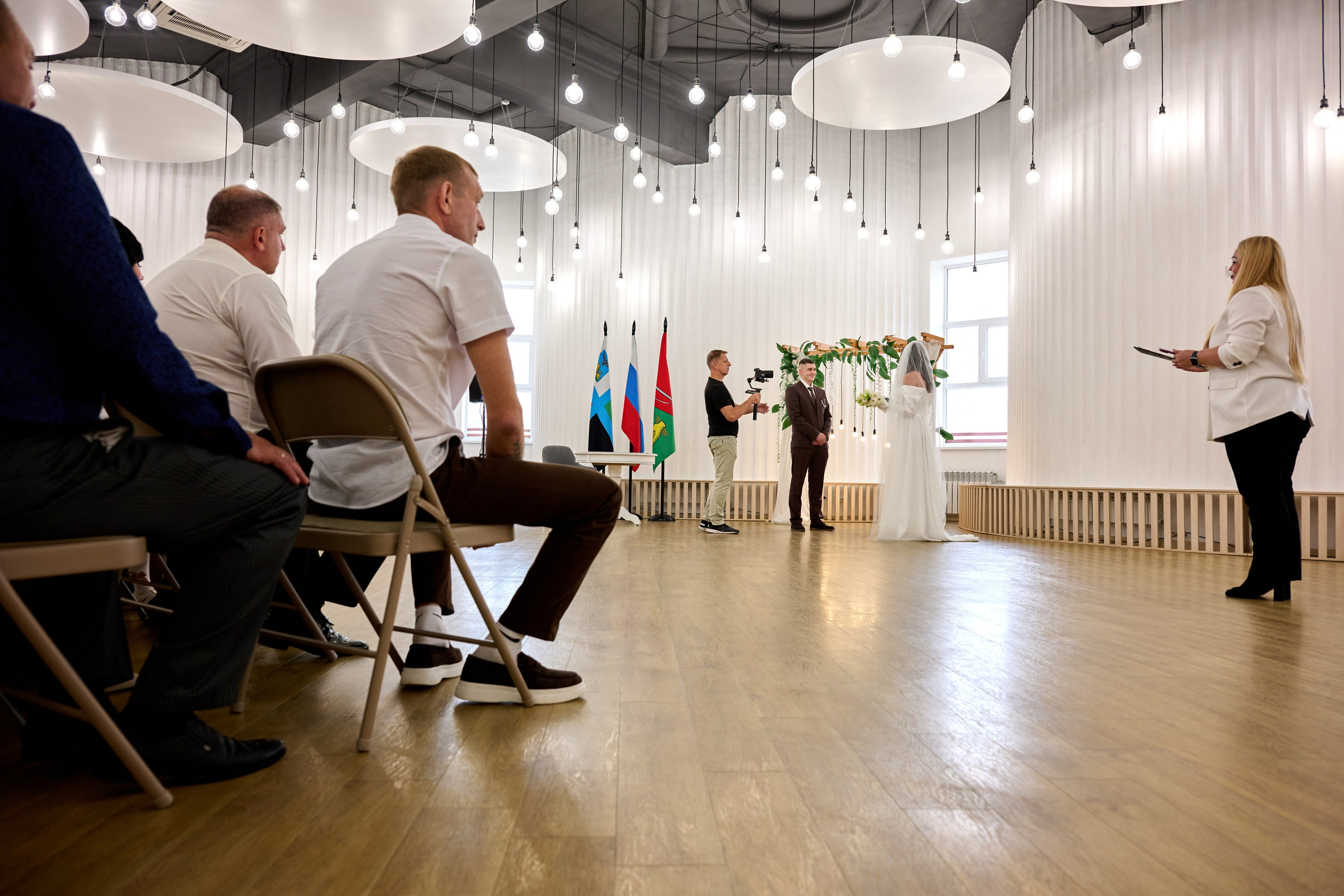 Свадьба Дениса и Валерии в Старом Осколе. Профессиональный фотограф Старый Оскол, Губкин — свадьба, венчание, крещение, юбилей и день рождения