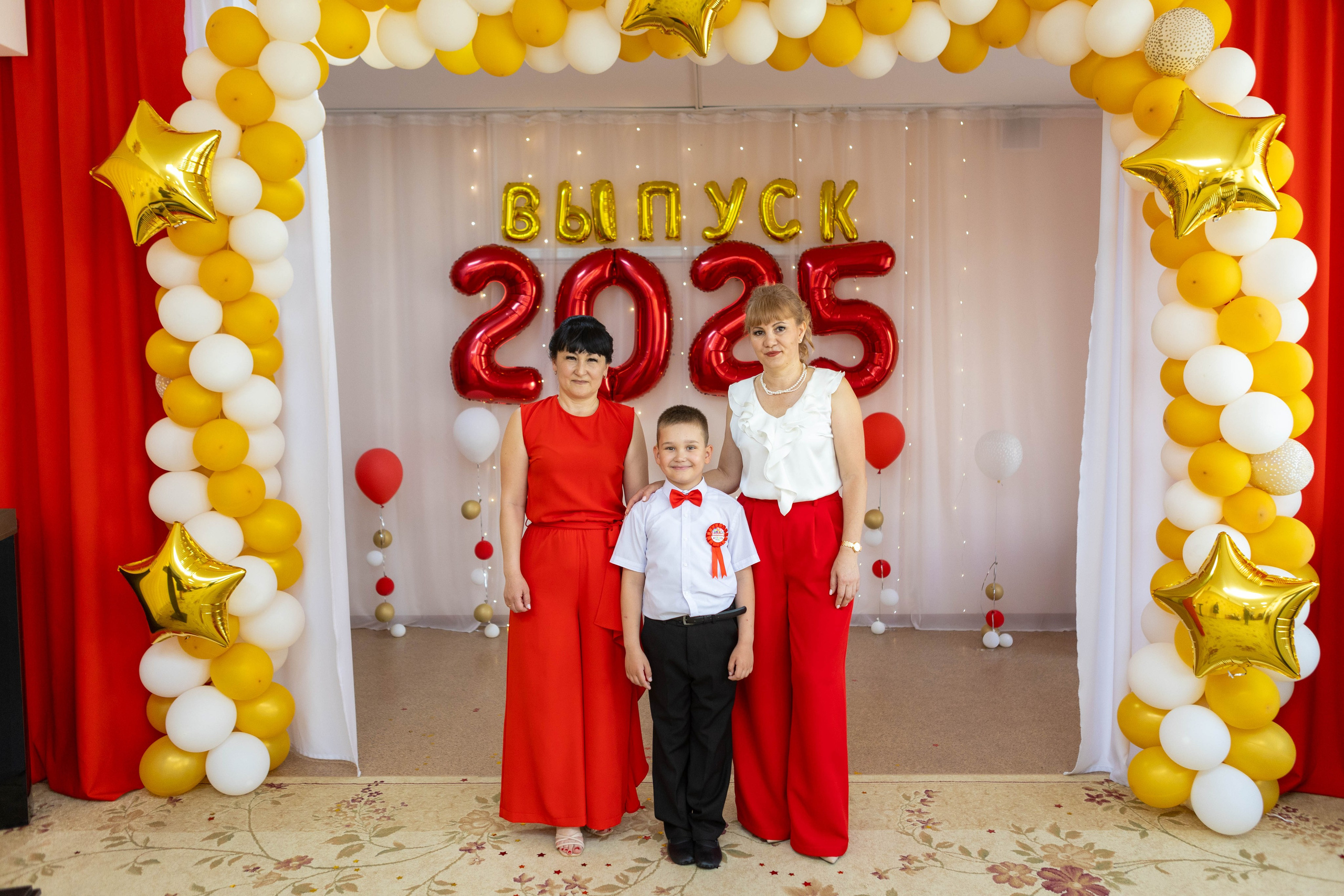 Выпускной в детскому саду 2025 год. Свадебный и предметный фотограф Ренат Каламперов