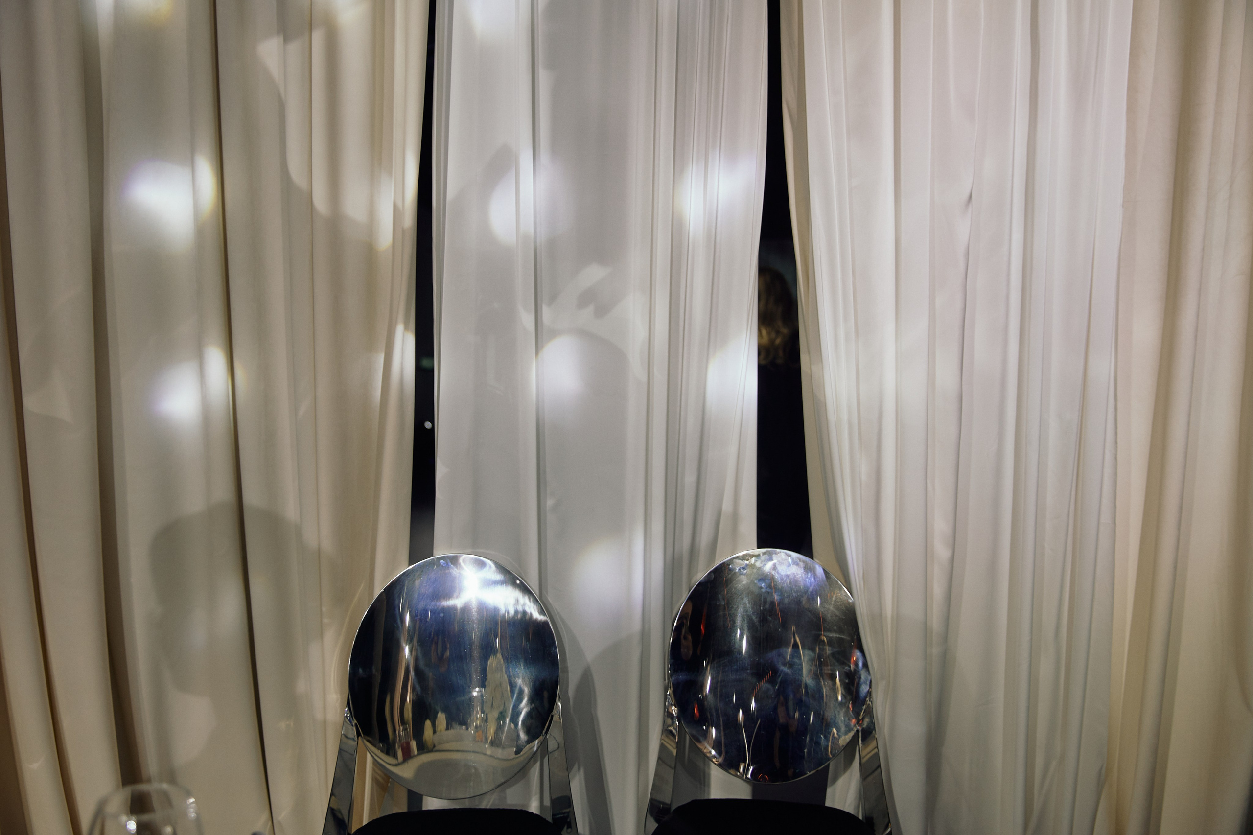 A MIRROR IS ONLY A HEART. Дмитрий Мазуркевич: Профессиональный Репортажный Фотограф