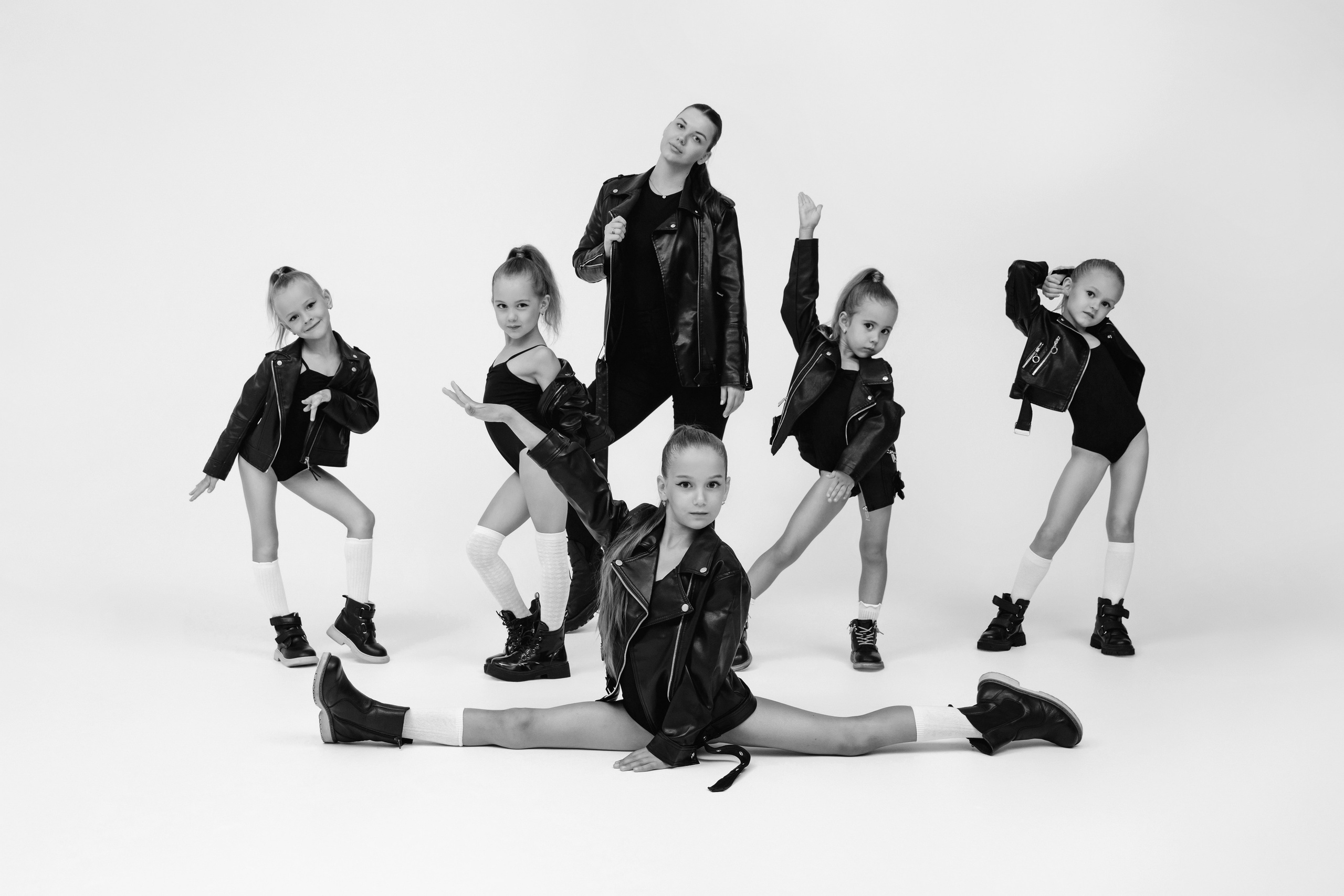 Гимнастки. Фотограф Алина Ионычева в Новосибирске