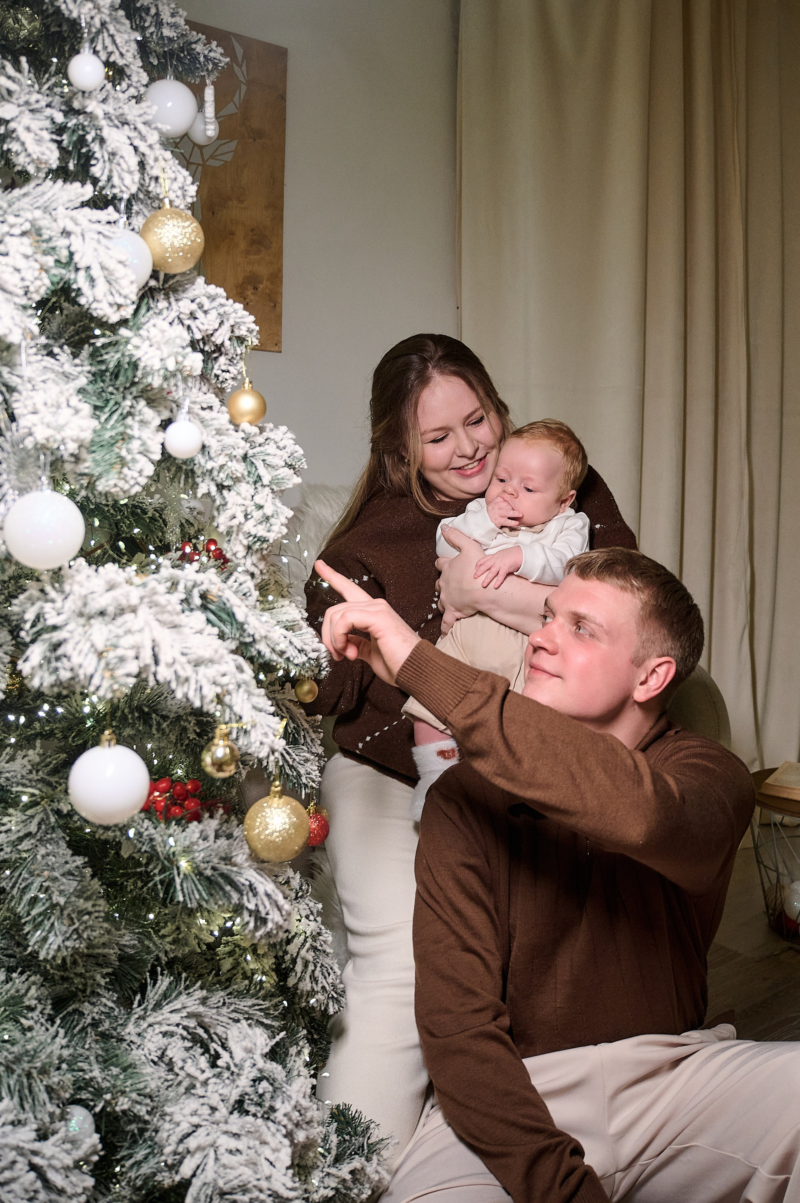 Новогодняя семейная фотосессия в Новокузнецке — семья Фетисовых