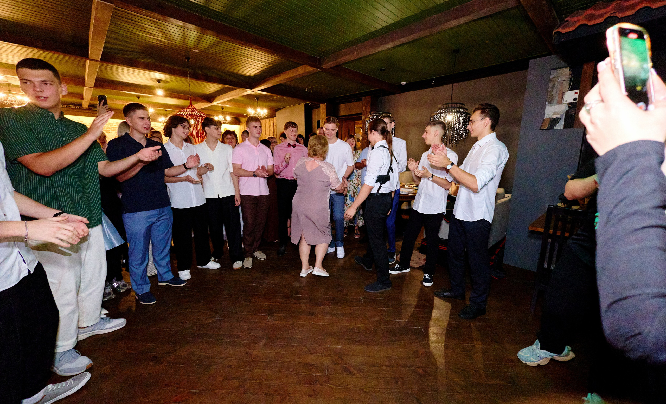 Выпускной 35 Сош. Фотограф Выпускные альбомы Таганрог Сергей Коробченко