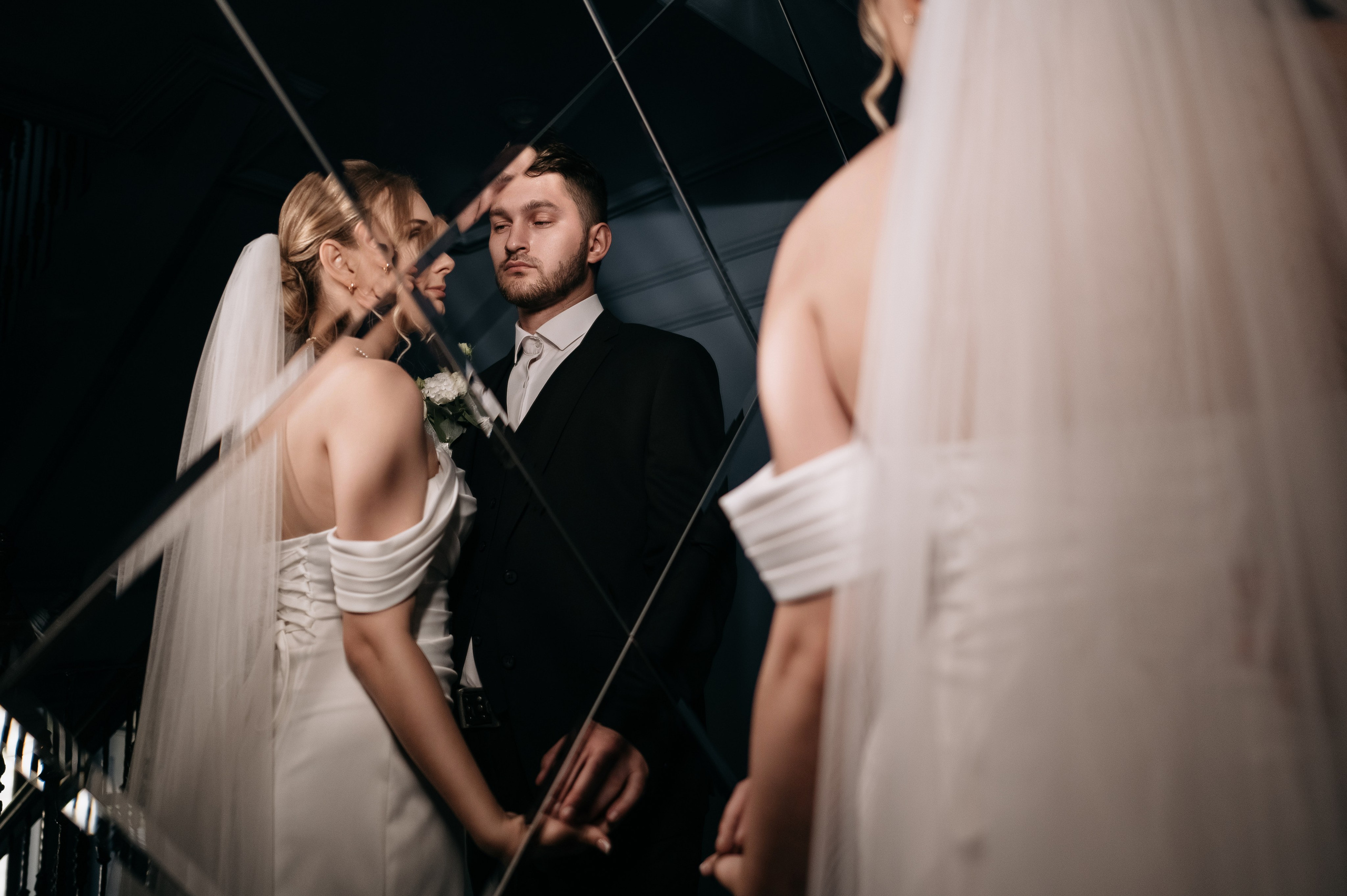 Даниил и Валерия. Черная утка. Полный день. Фотограф Екатерина Бочарникова