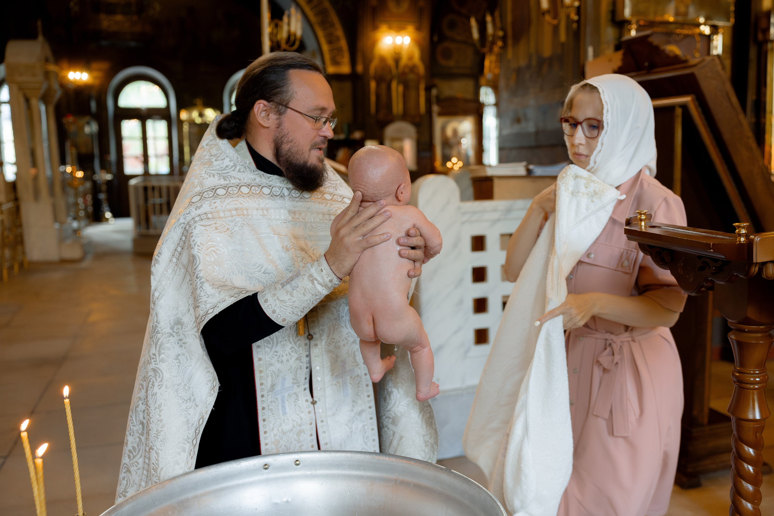 Таинство крещения Марка. Свадебный фотограф в Москве