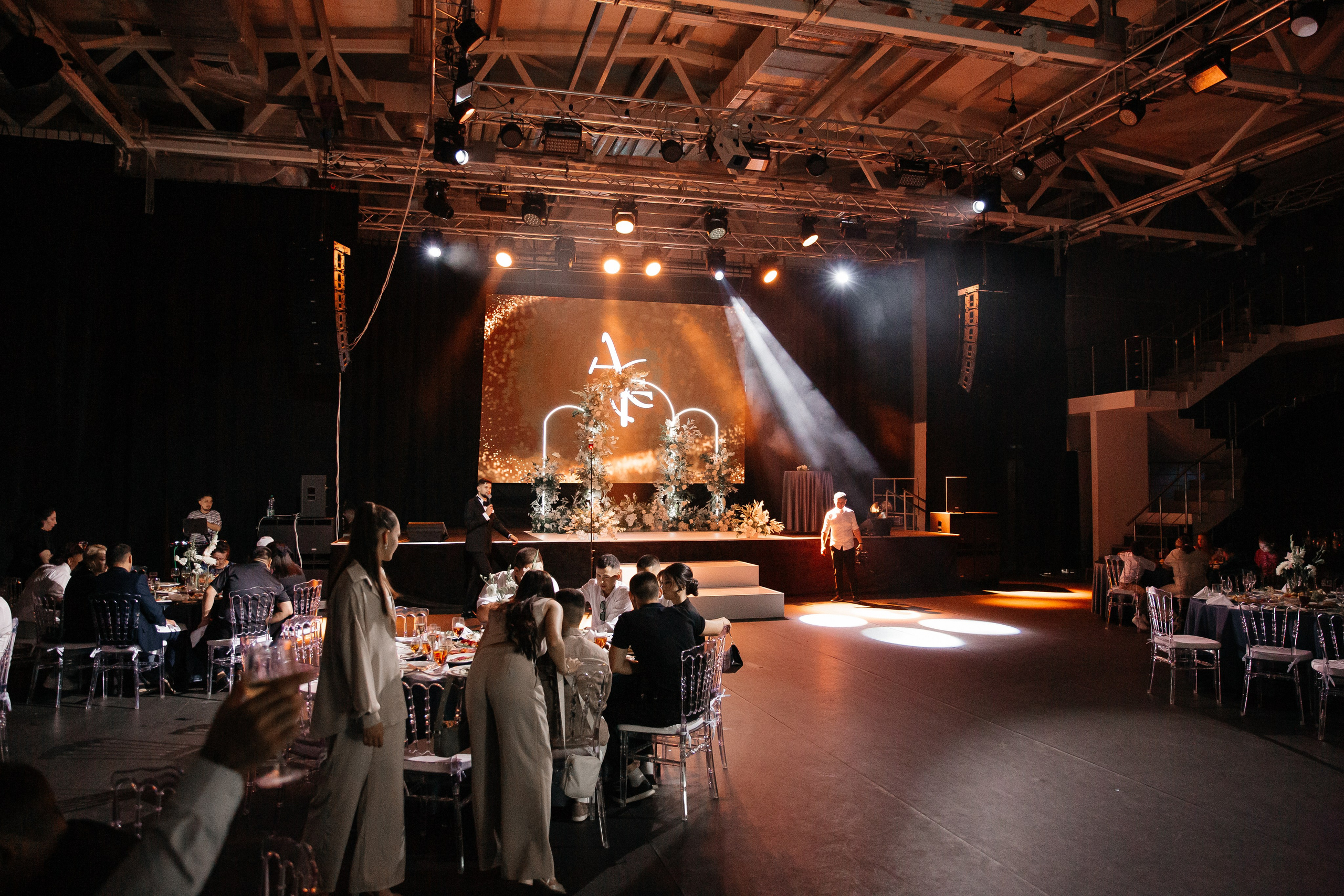 Уютная свадьба — Аскар и Катя на Марсовом поле. Свадебный фотограф в Оренбурге Илья Володьков