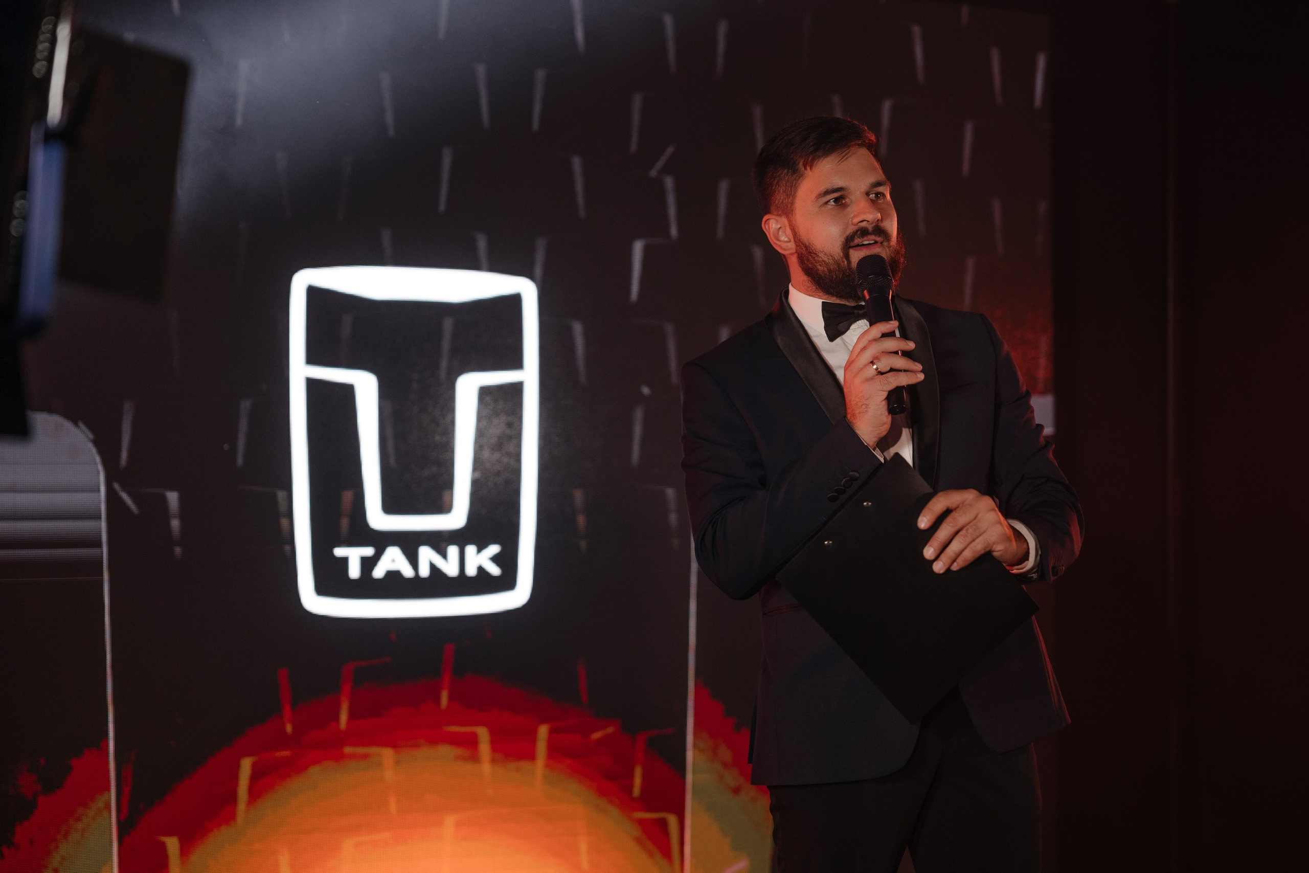 Открытие авто салона Tank Авторай. Свадебный фотограф в Ульяновске Алексей Китов