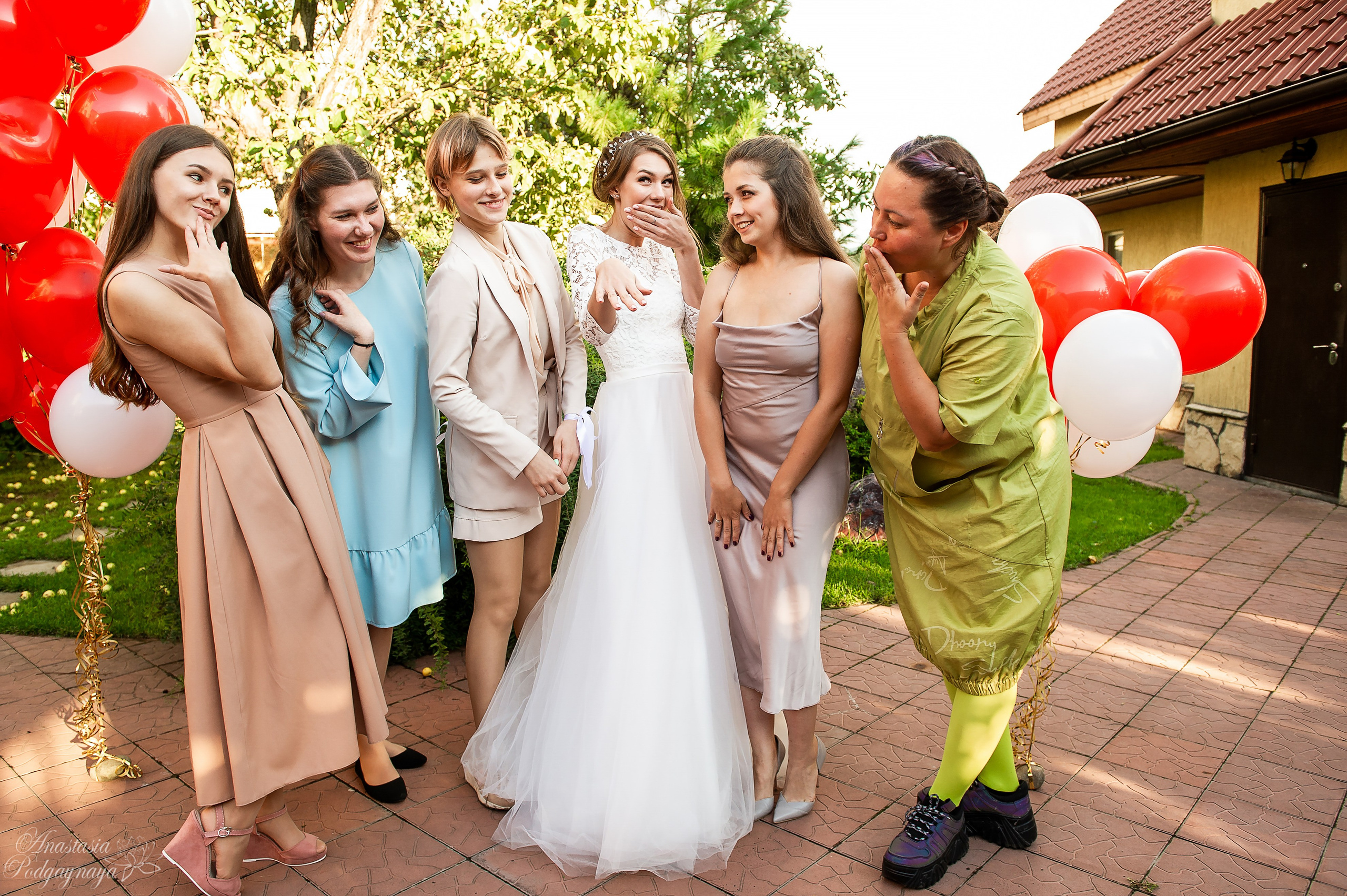 Иван и Катя. Семейный и женский фотограф, контент фотосессия в Екатеринбурге