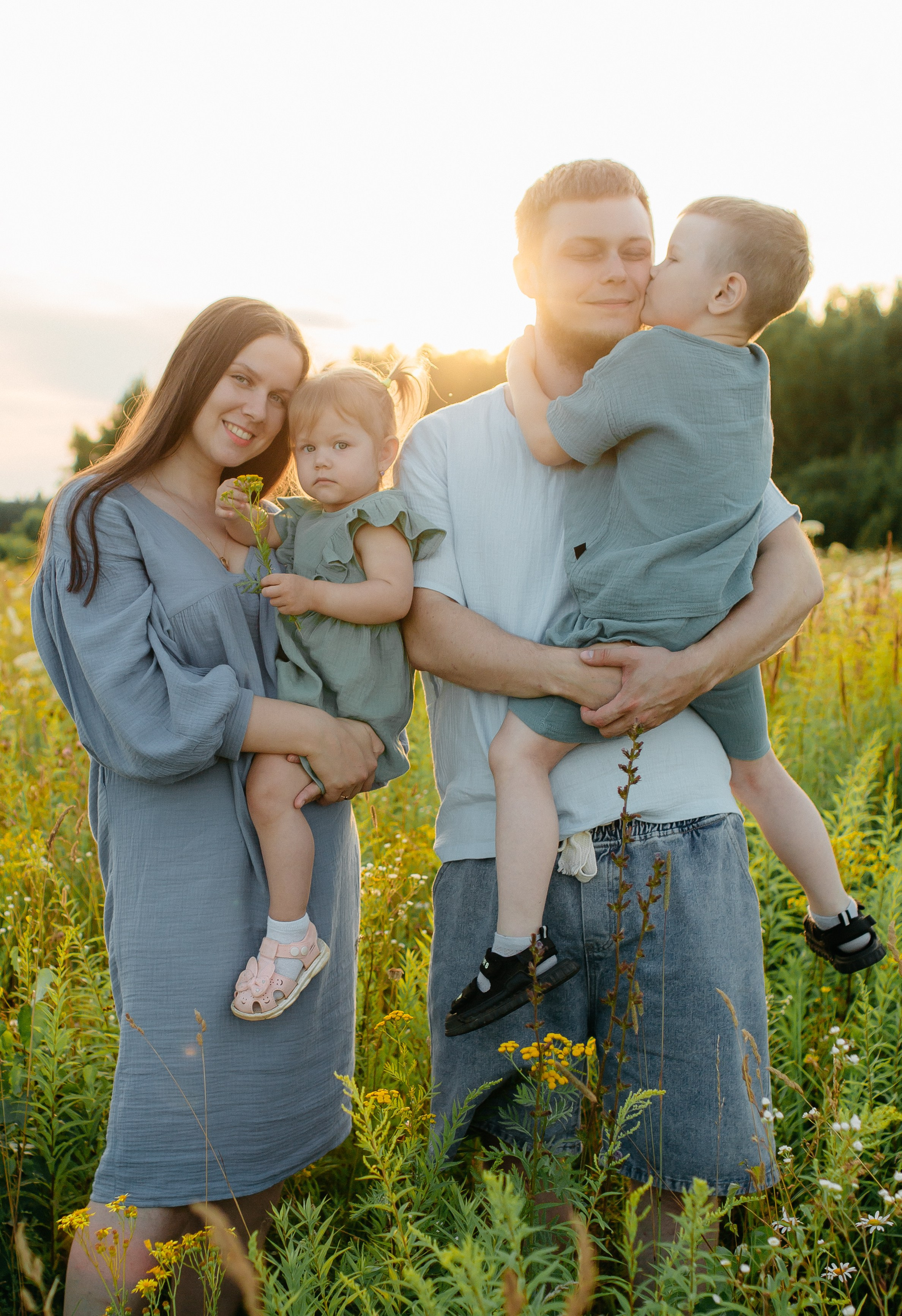 Никита, Настя, Добрыня и Злата. Свадебный и семейный фотограф Иваново Елена Угодина