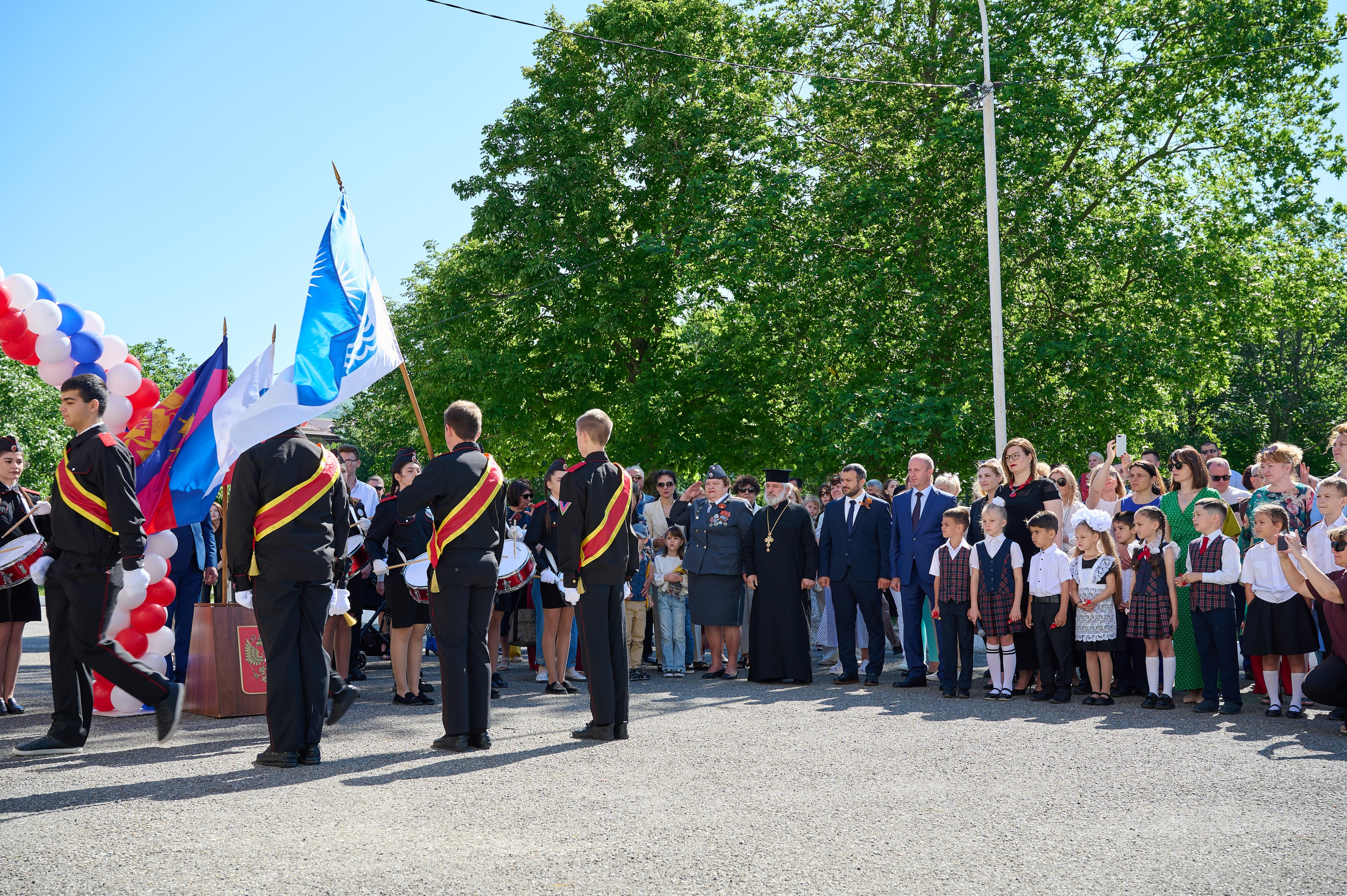 Последний звонок. Жизнь курорта Кабардинка в фотографиях