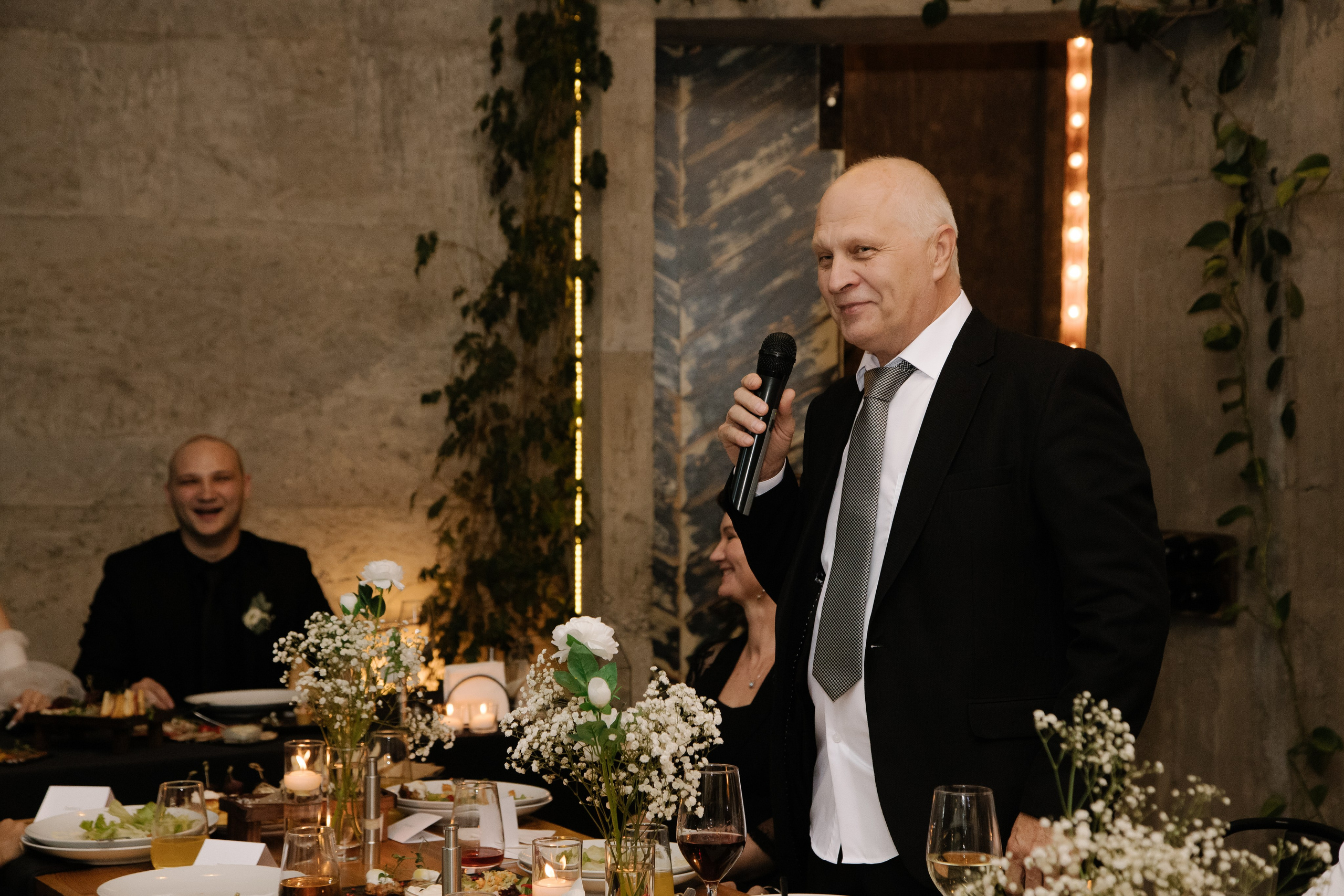 Цветочная локация. Свадебный фотограф Челябинск Полина Чеботарь