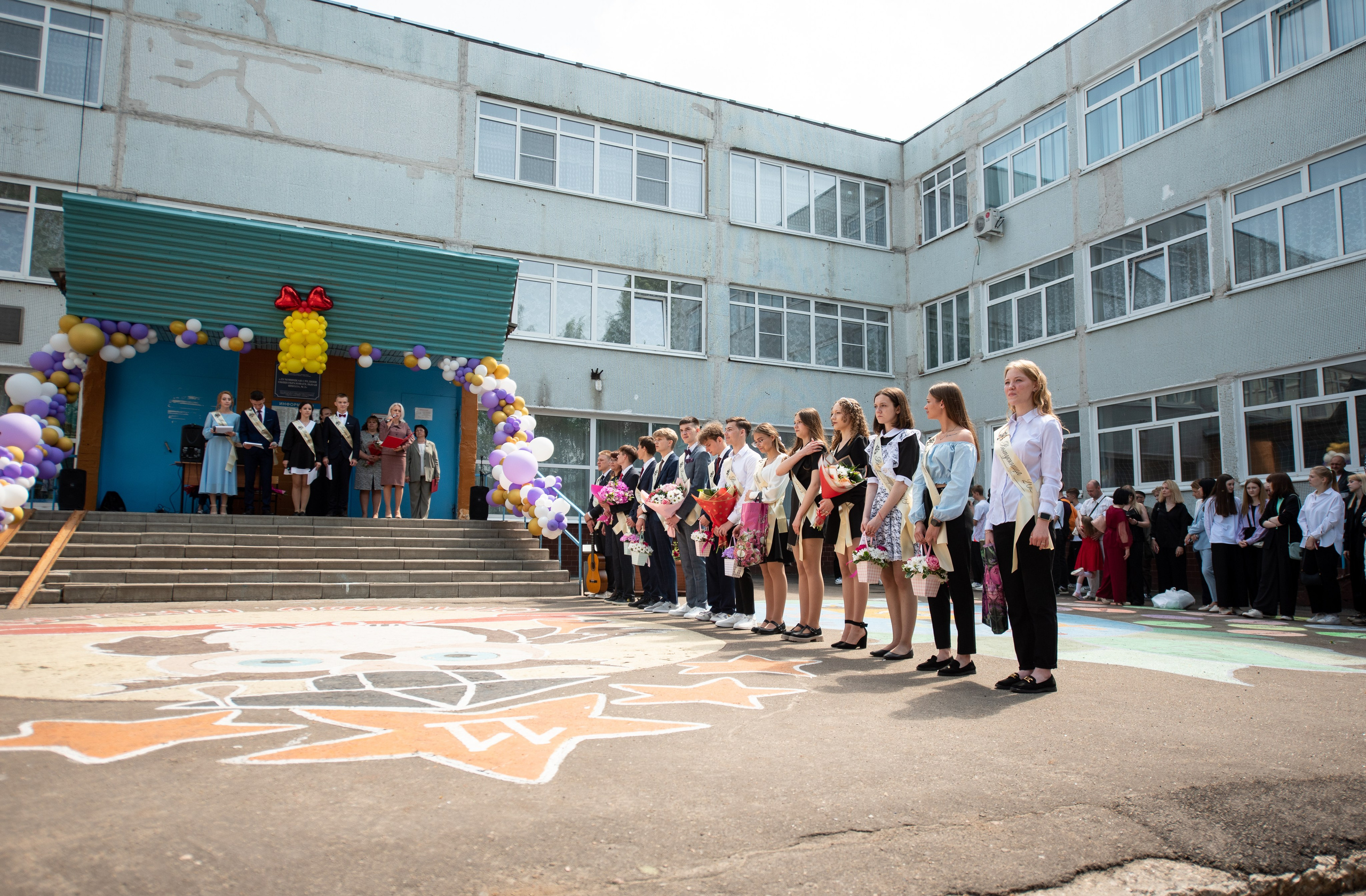 Выпускные школ. Свадебный и репортажный фотограф